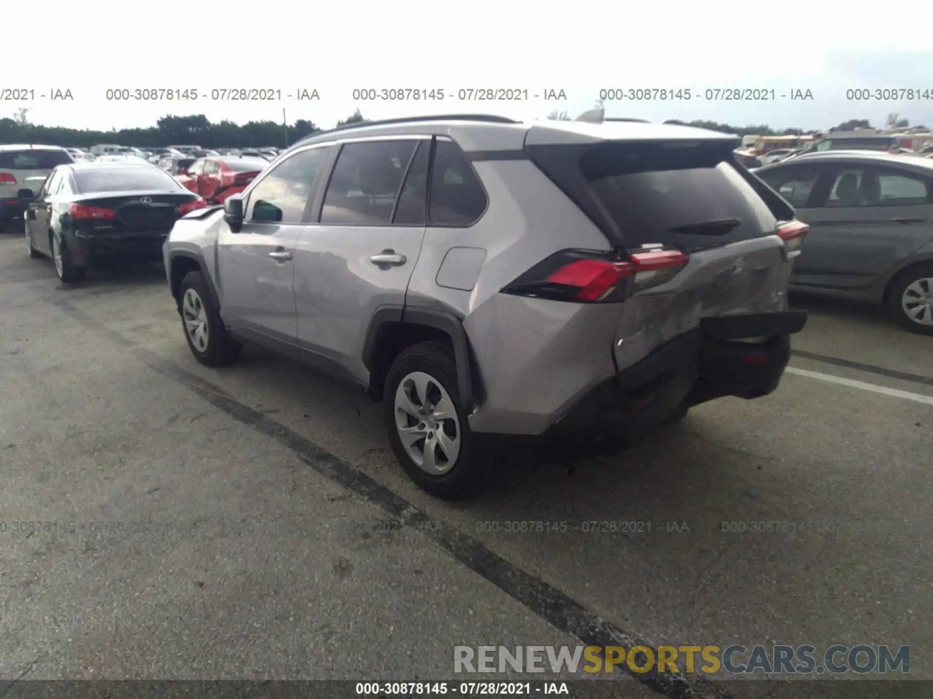 3 Photograph of a damaged car 2T3H1RFV1MW127817 TOYOTA RAV4 2021