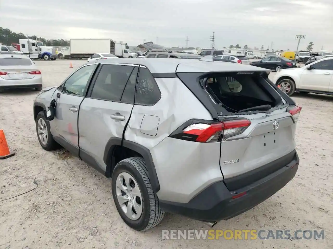 3 Photograph of a damaged car 2T3H1RFV1MW134394 TOYOTA RAV4 2021