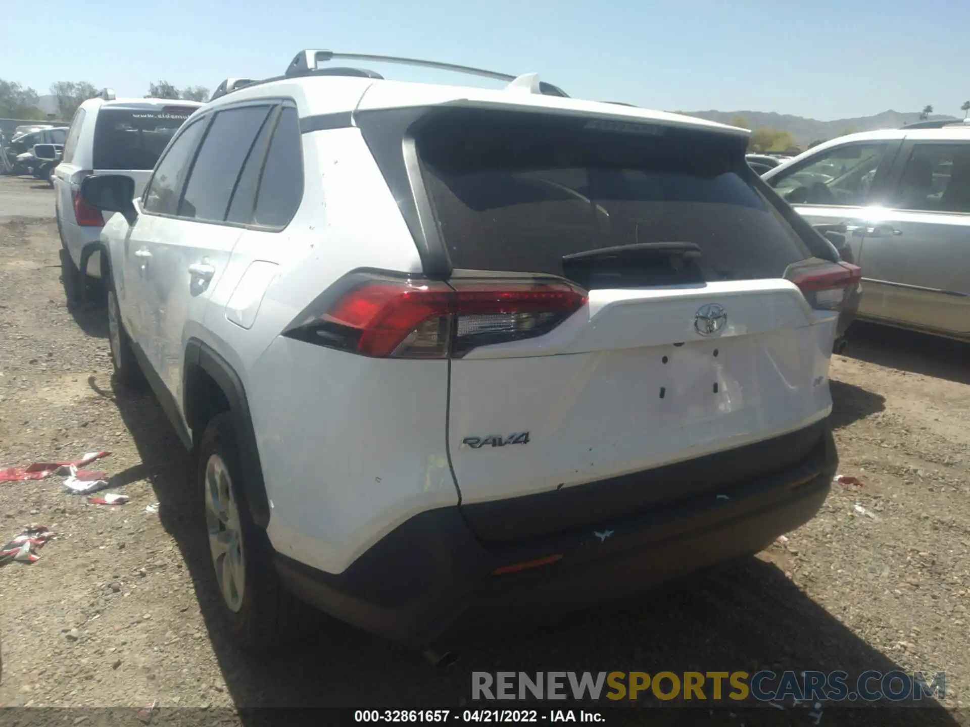 3 Photograph of a damaged car 2T3H1RFV1MW140244 TOYOTA RAV4 2021