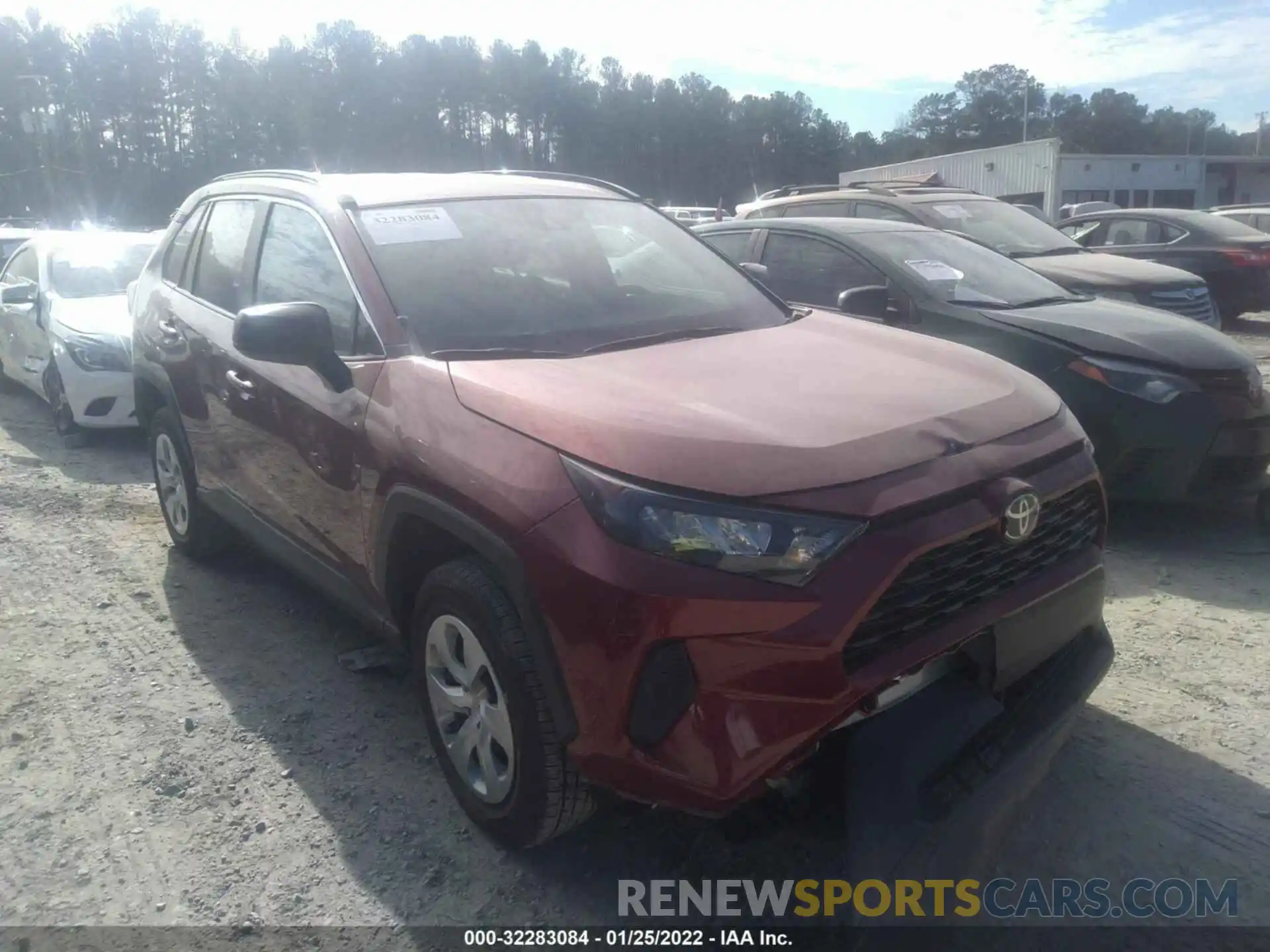 1 Photograph of a damaged car 2T3H1RFV1MW144200 TOYOTA RAV4 2021