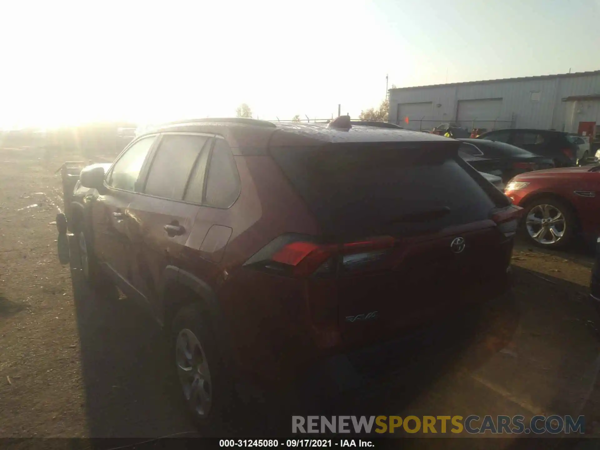 3 Фотография поврежденного автомобиля 2T3H1RFV1MW144276 TOYOTA RAV4 2021