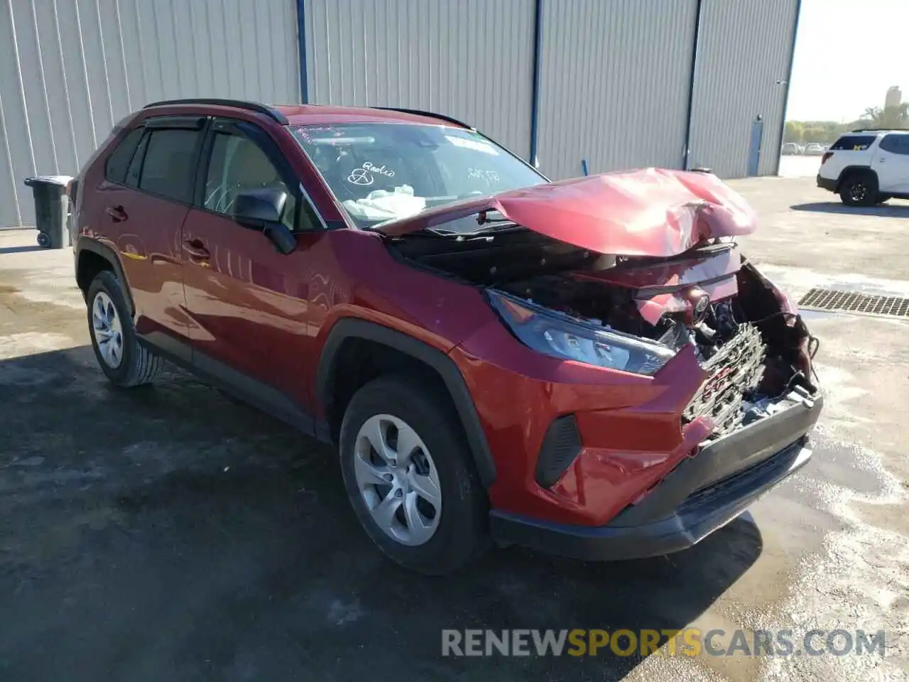 1 Photograph of a damaged car 2T3H1RFV1MW148411 TOYOTA RAV4 2021