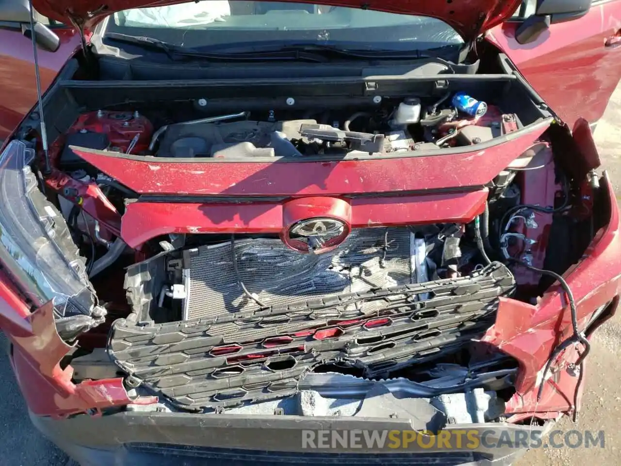 7 Photograph of a damaged car 2T3H1RFV1MW148411 TOYOTA RAV4 2021