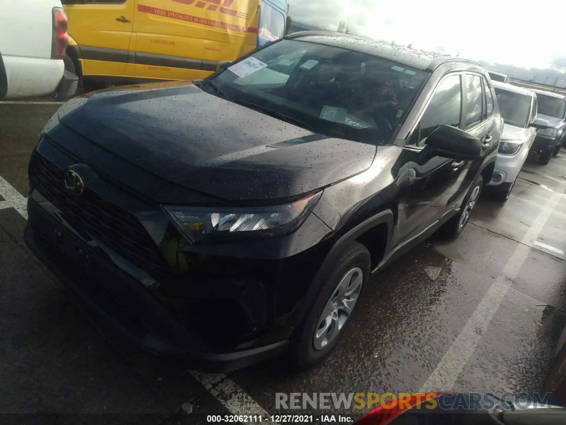 2 Фотография поврежденного автомобиля 2T3H1RFV1MW150062 TOYOTA RAV4 2021