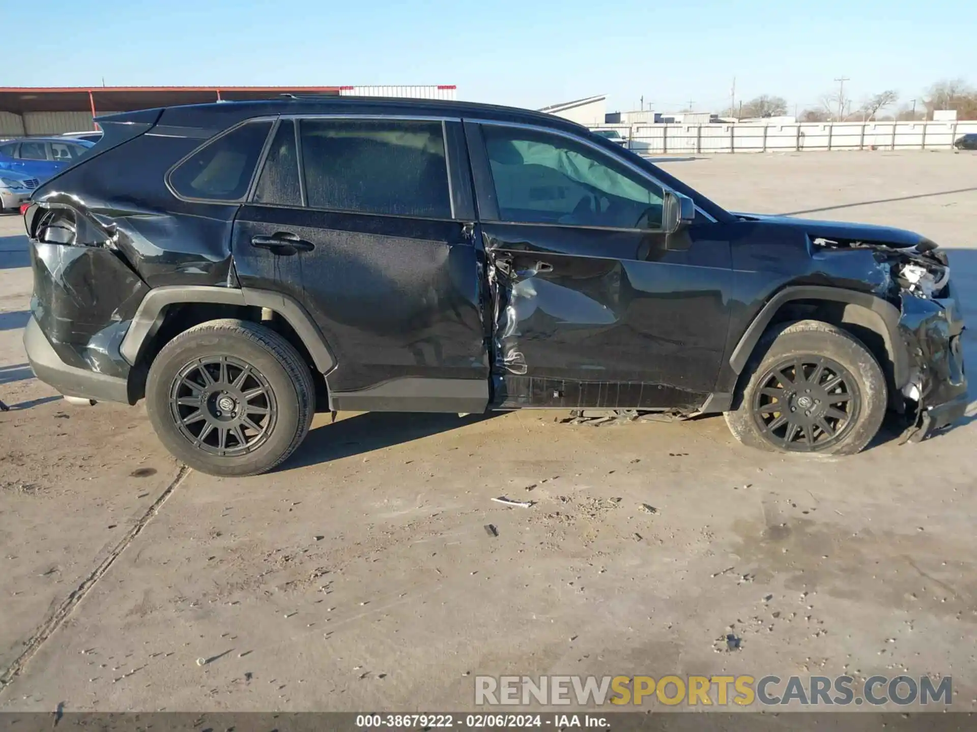 12 Photograph of a damaged car 2T3H1RFV2MC106251 TOYOTA RAV4 2021