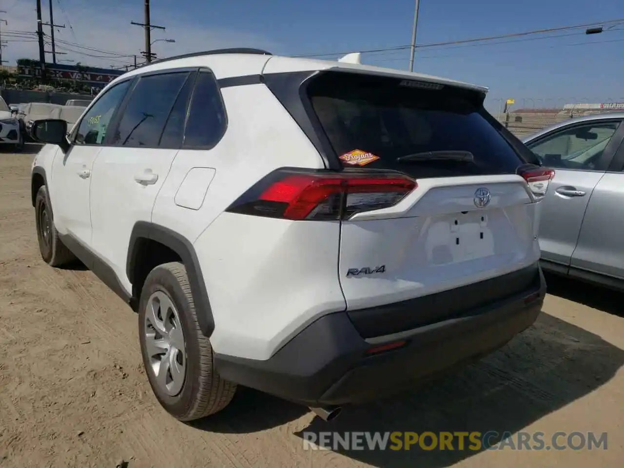 3 Photograph of a damaged car 2T3H1RFV2MC107951 TOYOTA RAV4 2021