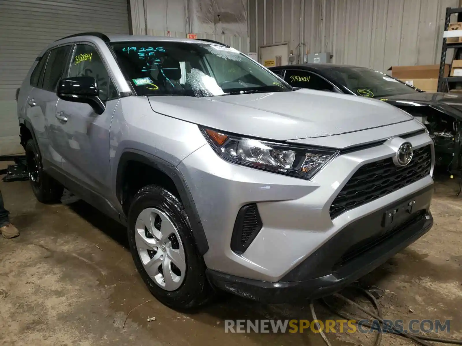 1 Фотография поврежденного автомобиля 2T3H1RFV2MC108176 TOYOTA RAV4 2021