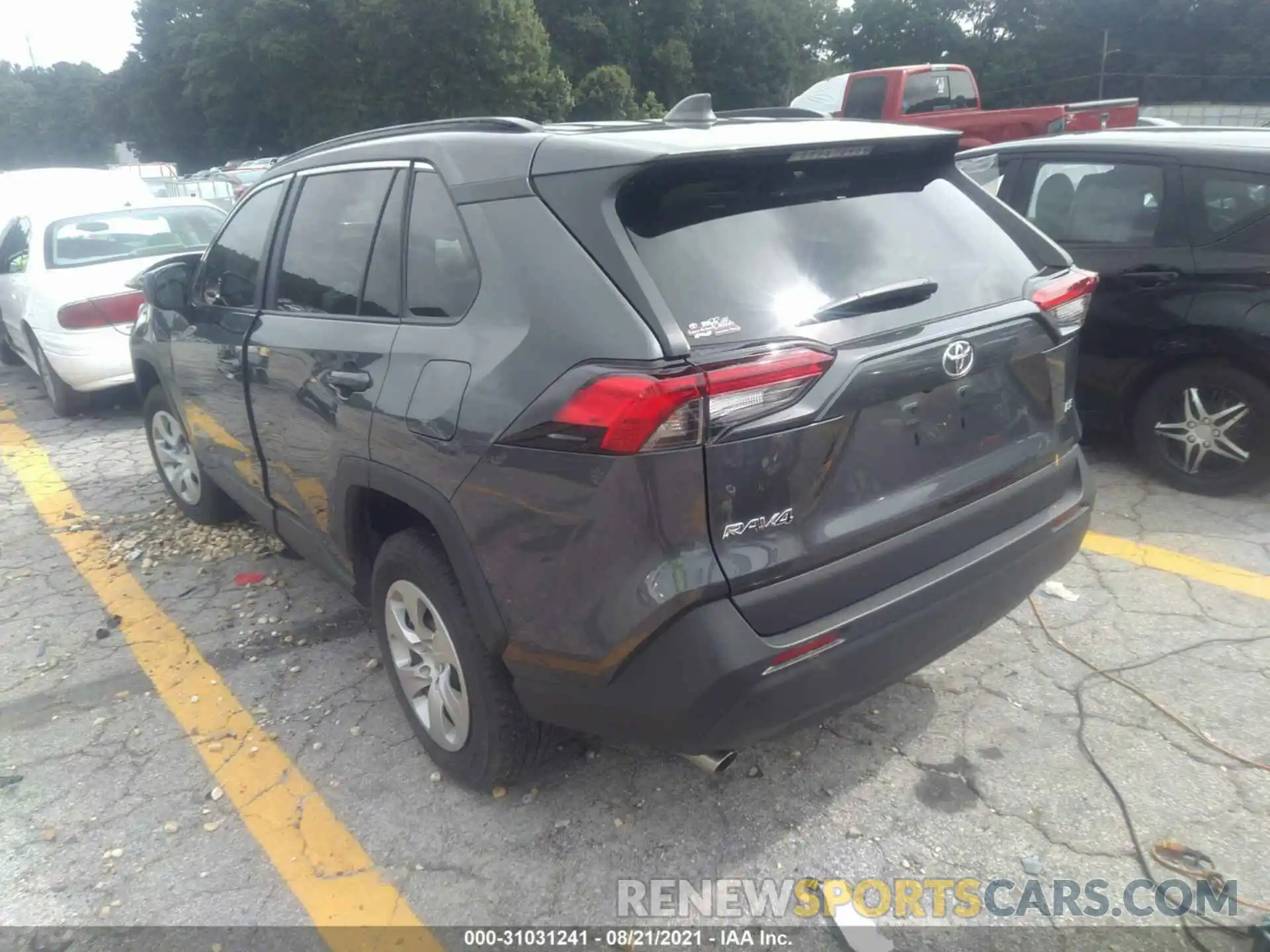 3 Photograph of a damaged car 2T3H1RFV2MC112633 TOYOTA RAV4 2021