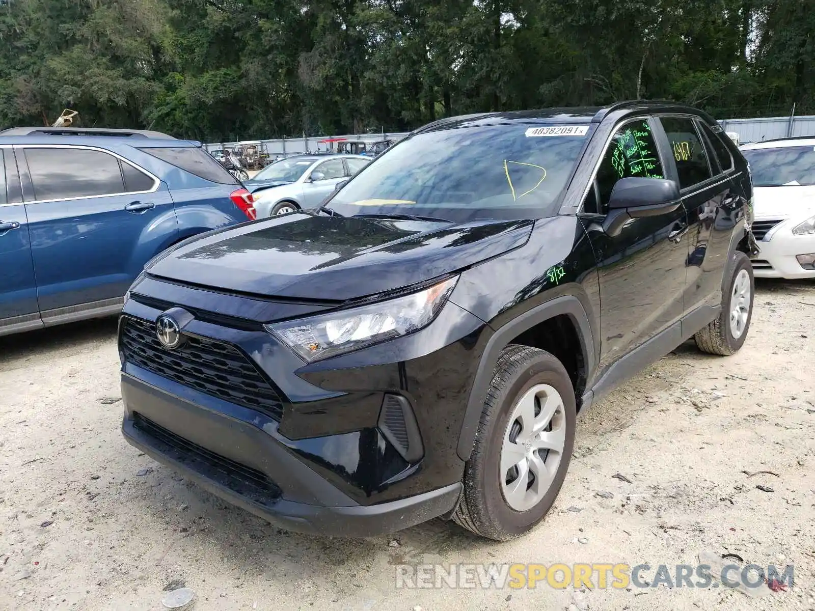 2 Photograph of a damaged car 2T3H1RFV2MC121980 TOYOTA RAV4 2021