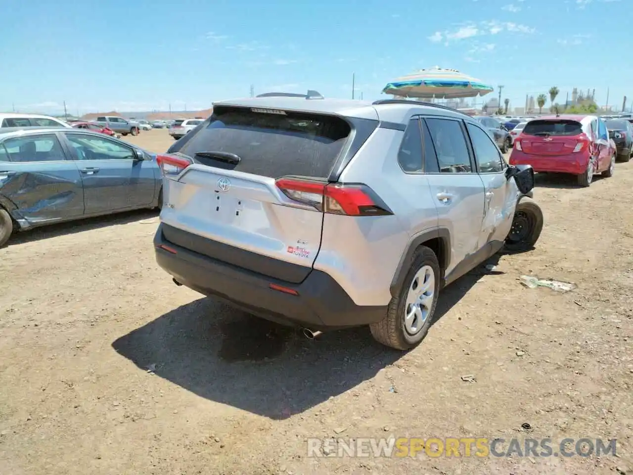 4 Фотография поврежденного автомобиля 2T3H1RFV2MC130307 TOYOTA RAV4 2021