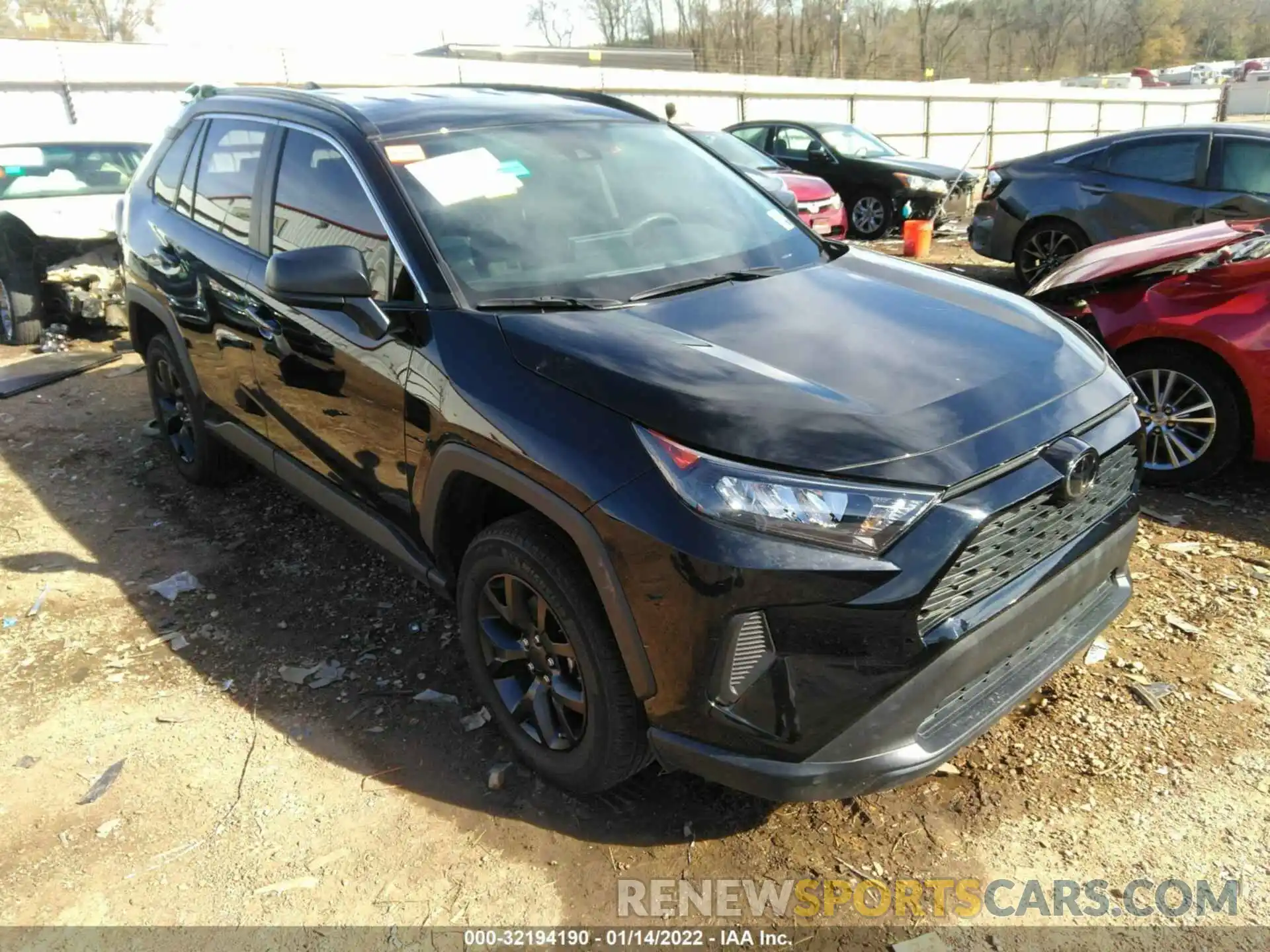 1 Photograph of a damaged car 2T3H1RFV2MC140187 TOYOTA RAV4 2021