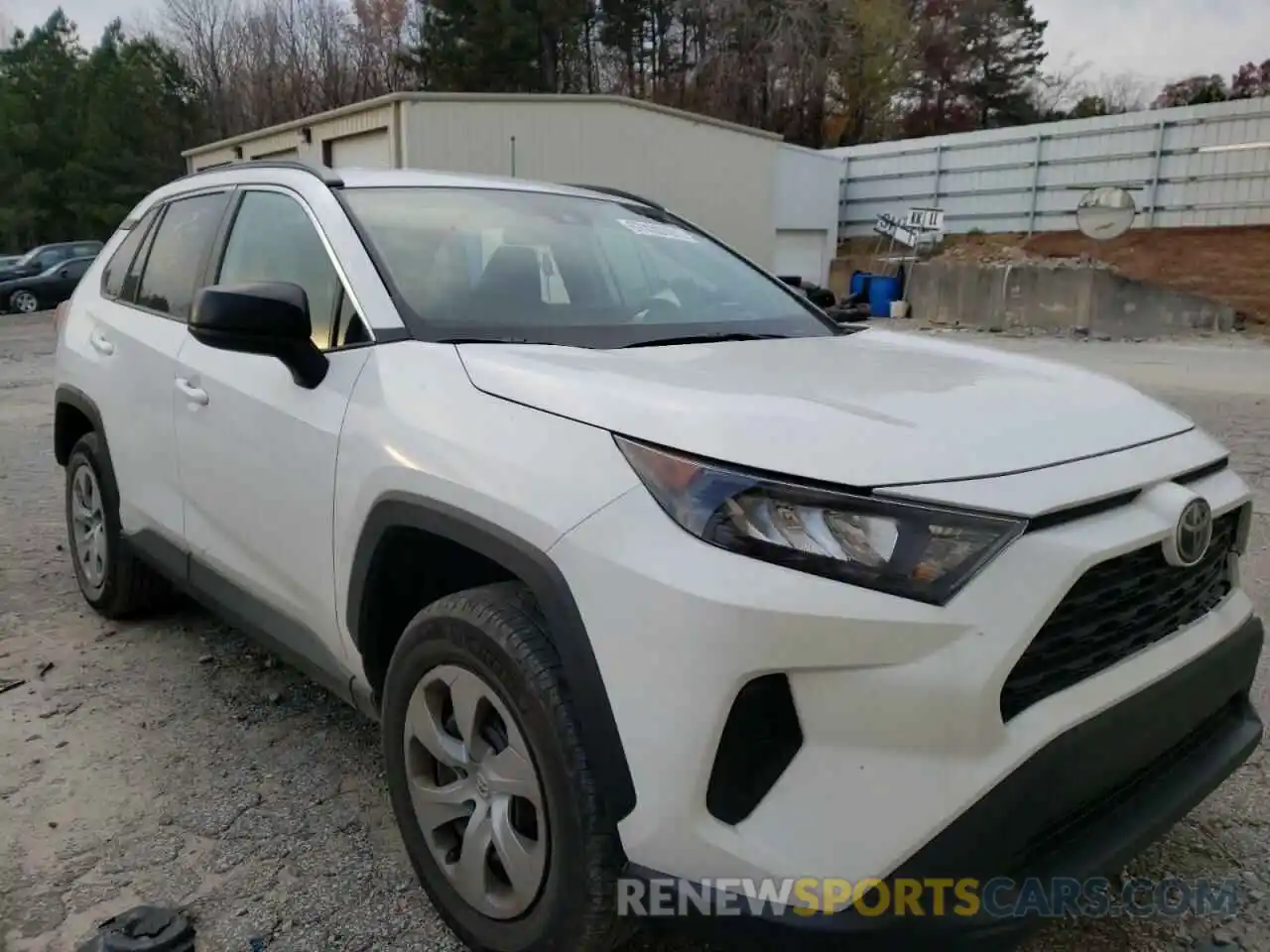 1 Photograph of a damaged car 2T3H1RFV2MC152436 TOYOTA RAV4 2021