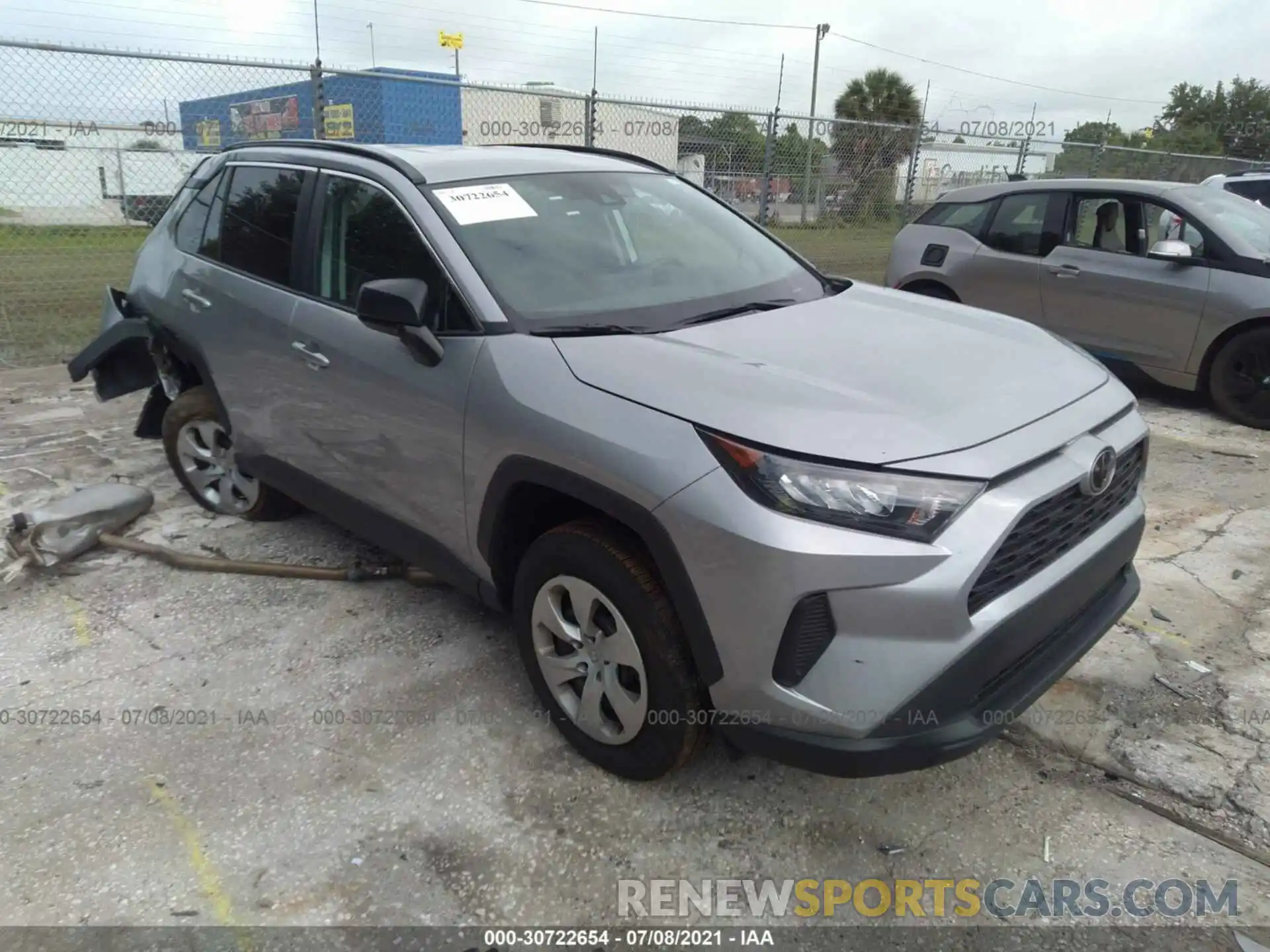 1 Фотография поврежденного автомобиля 2T3H1RFV2MW129141 TOYOTA RAV4 2021