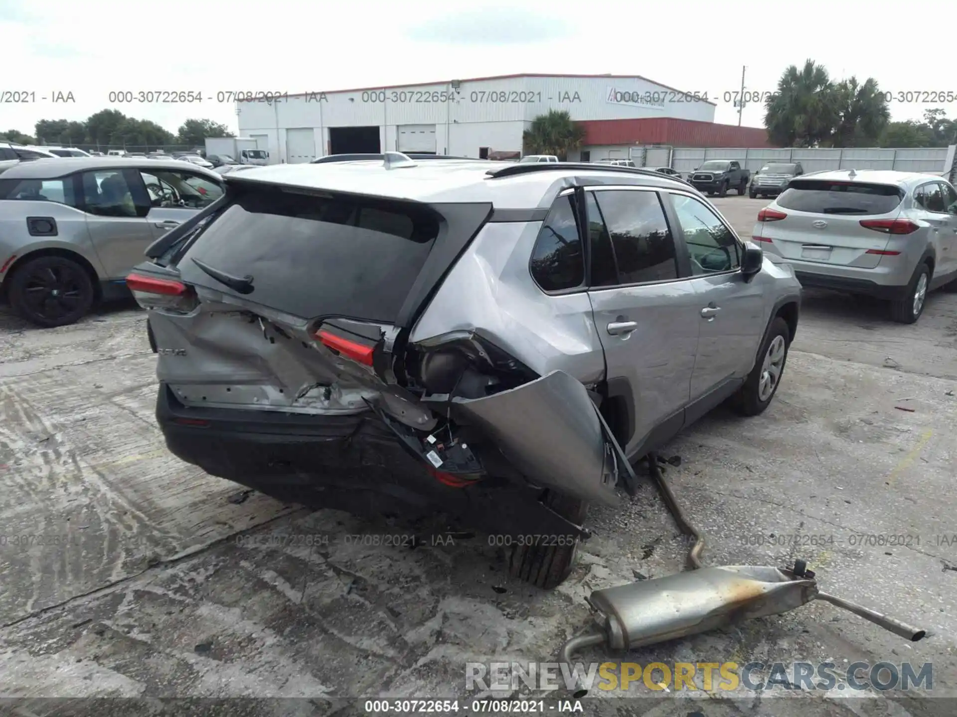 6 Photograph of a damaged car 2T3H1RFV2MW129141 TOYOTA RAV4 2021