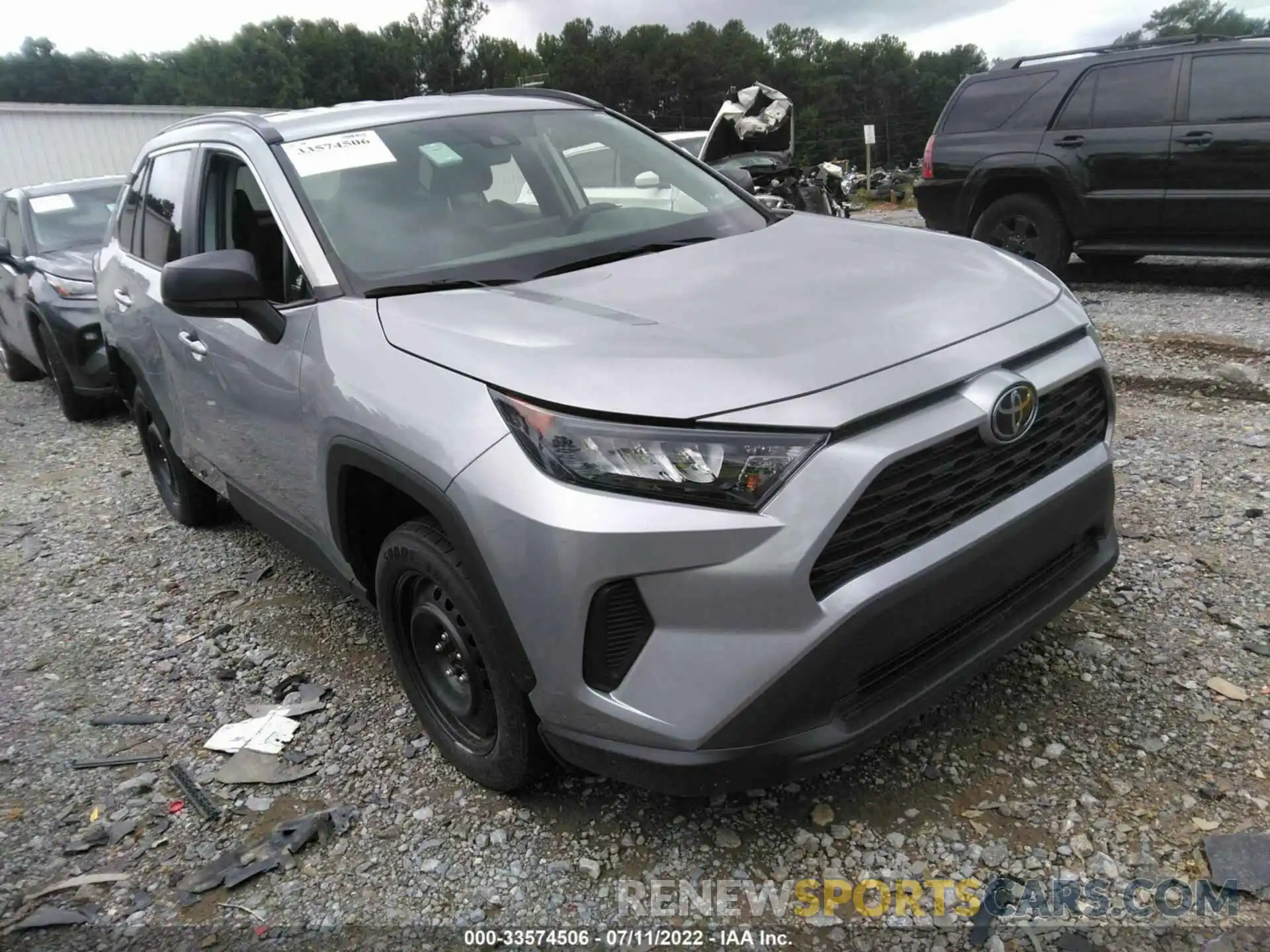 1 Photograph of a damaged car 2T3H1RFV2MW134808 TOYOTA RAV4 2021