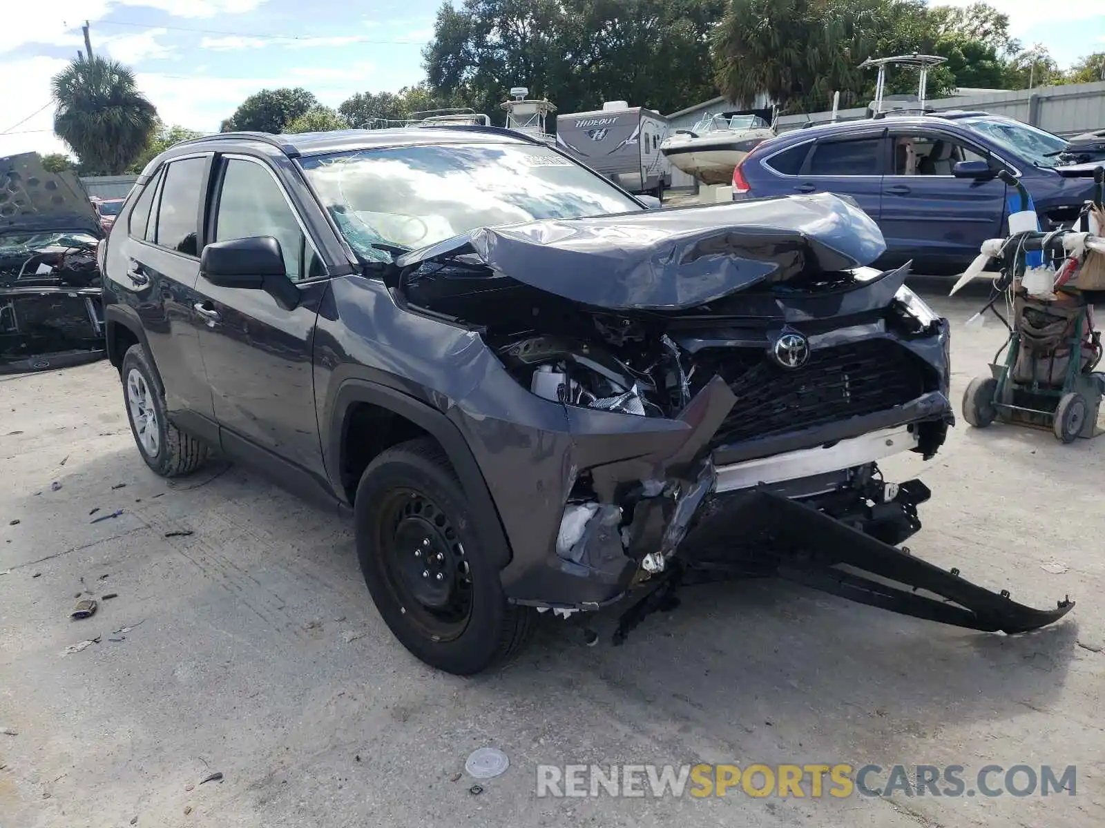 1 Photograph of a damaged car 2T3H1RFV2MW135070 TOYOTA RAV4 2021