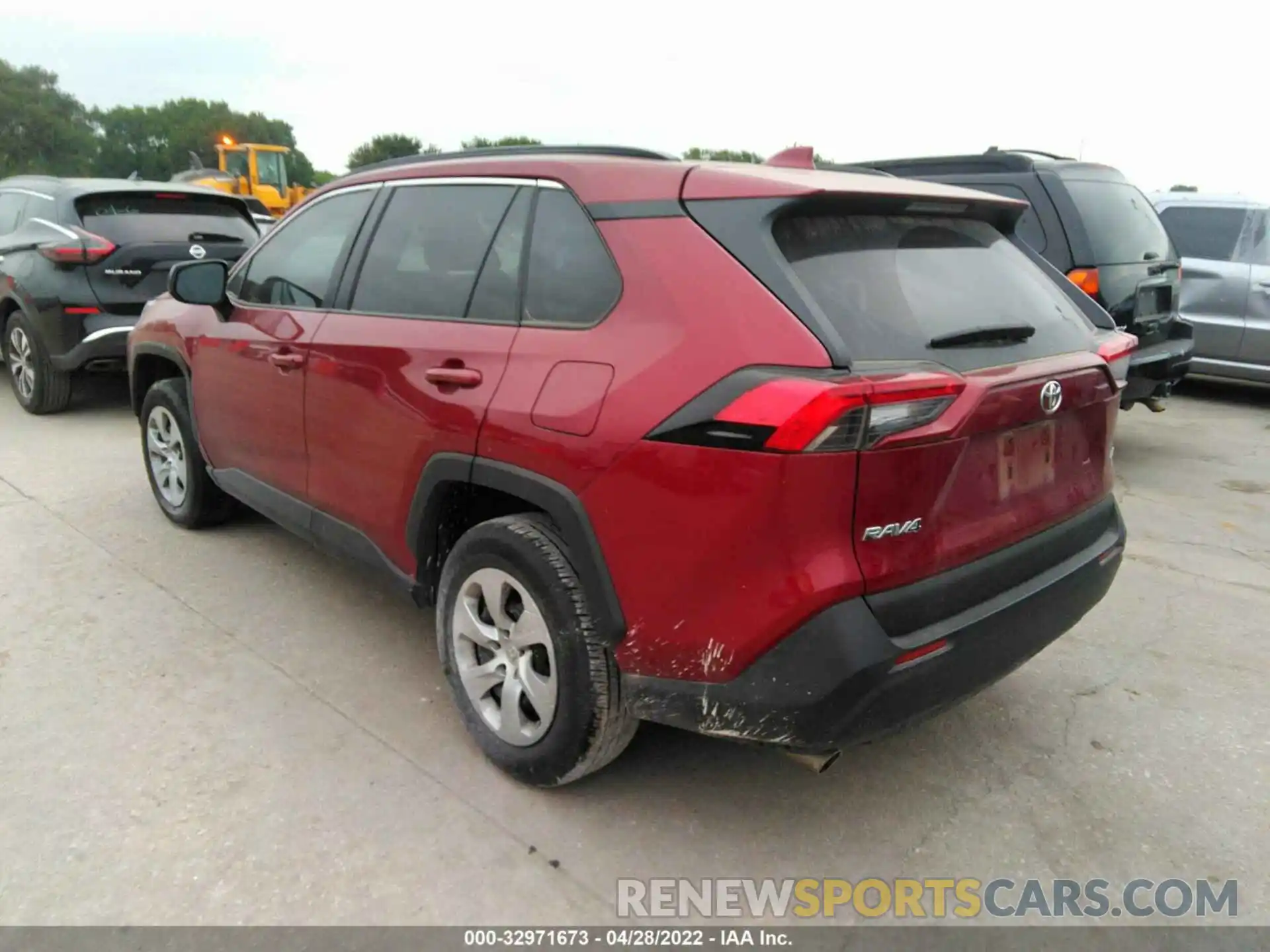 3 Photograph of a damaged car 2T3H1RFV2MW146005 TOYOTA RAV4 2021