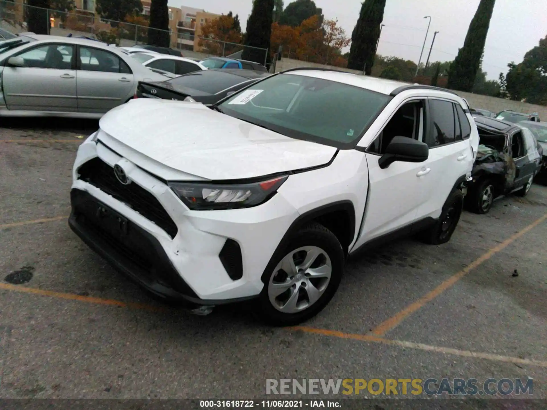 2 Photograph of a damaged car 2T3H1RFV2MW146179 TOYOTA RAV4 2021