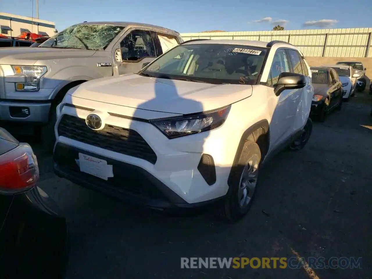 2 Фотография поврежденного автомобиля 2T3H1RFV2MW149843 TOYOTA RAV4 2021