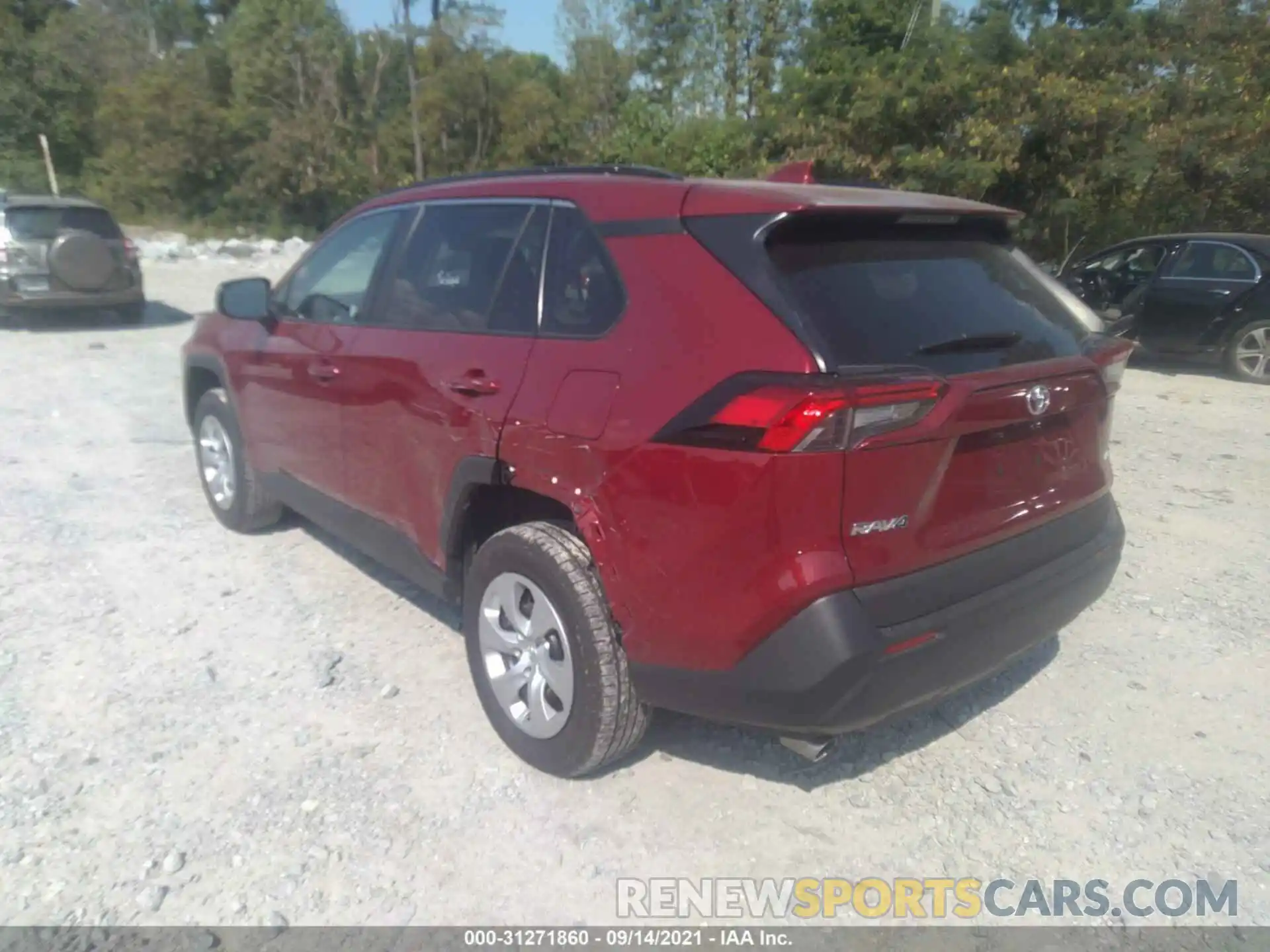 3 Photograph of a damaged car 2T3H1RFV2MW150894 TOYOTA RAV4 2021