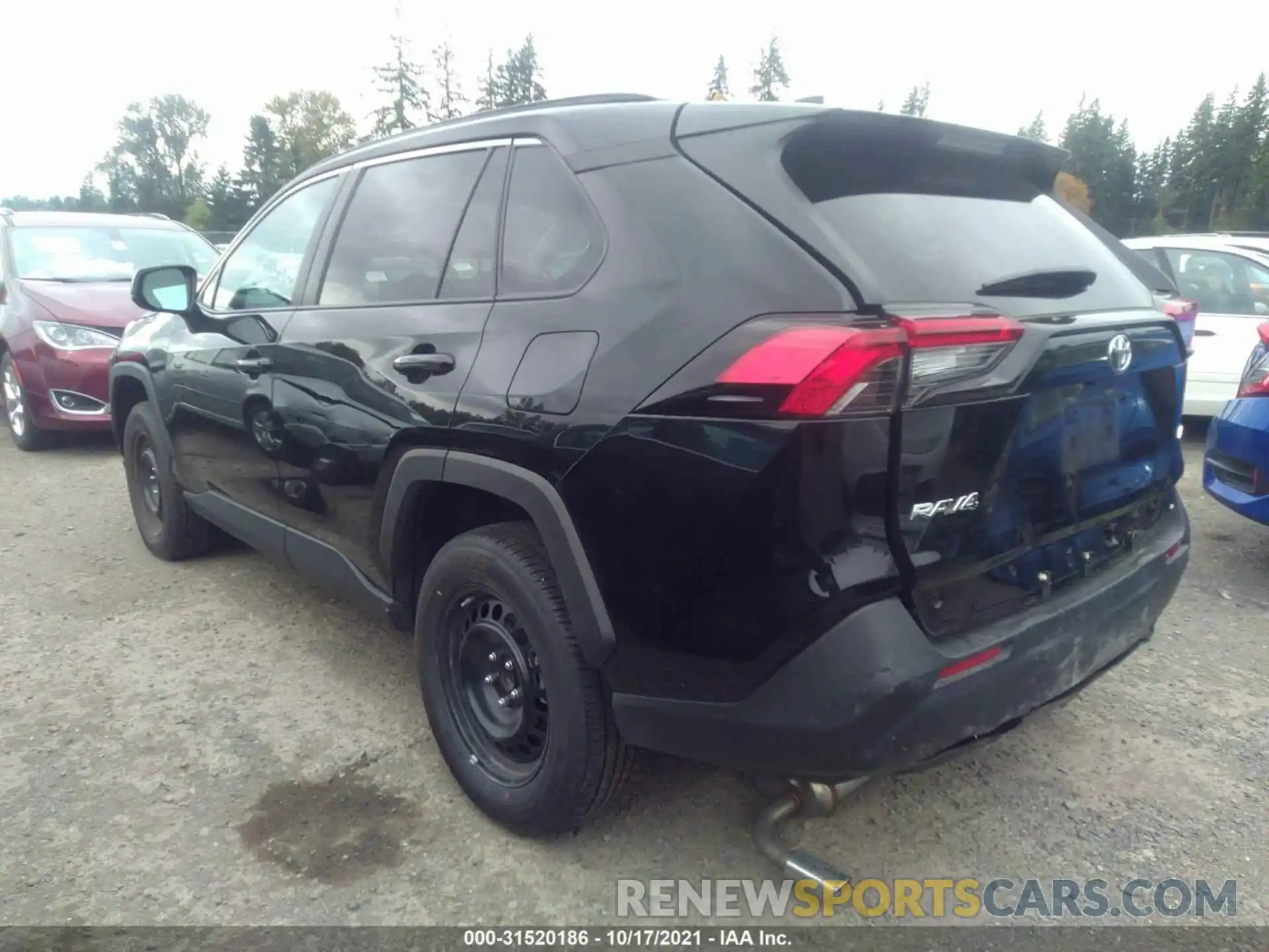 3 Photograph of a damaged car 2T3H1RFV2MW152872 TOYOTA RAV4 2021