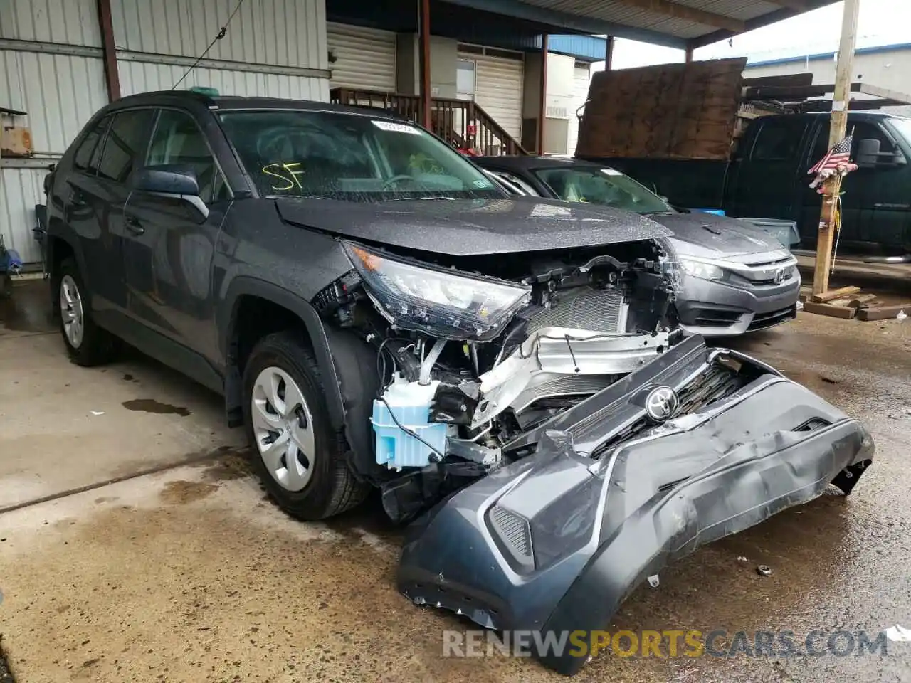 1 Photograph of a damaged car 2T3H1RFV2MW165590 TOYOTA RAV4 2021