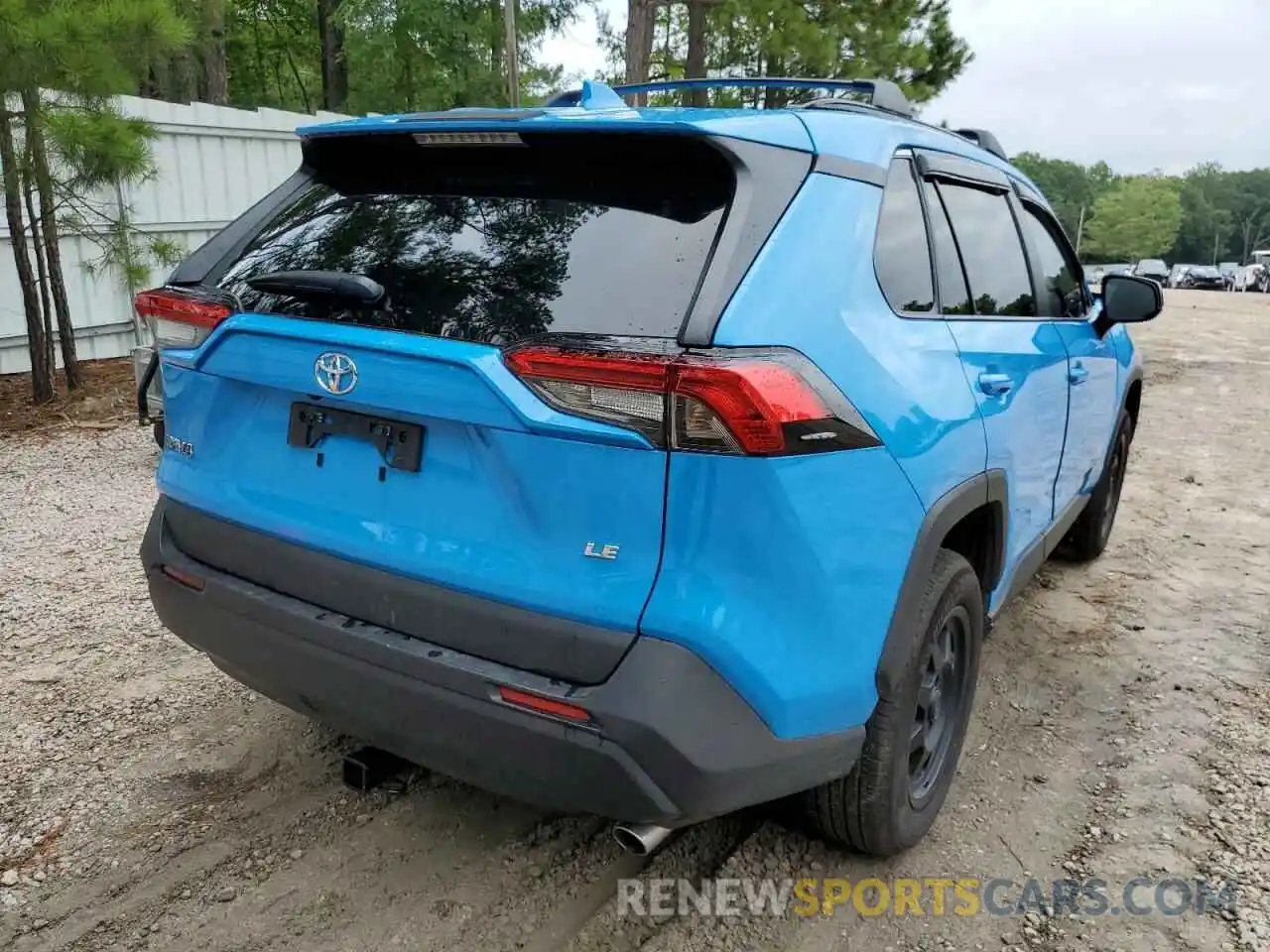 4 Photograph of a damaged car 2T3H1RFV2MW178338 TOYOTA RAV4 2021