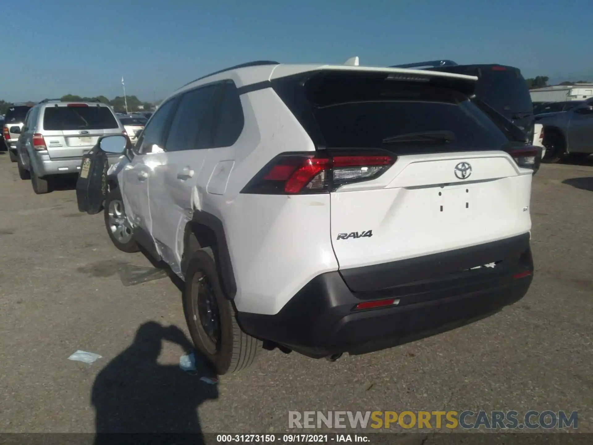 3 Photograph of a damaged car 2T3H1RFV3MC096829 TOYOTA RAV4 2021