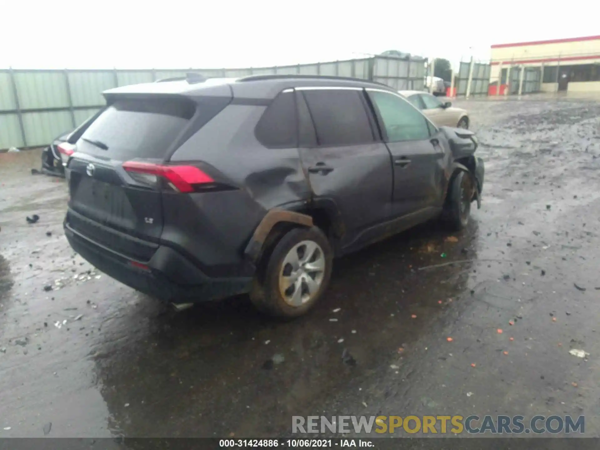 4 Photograph of a damaged car 2T3H1RFV3MC097365 TOYOTA RAV4 2021