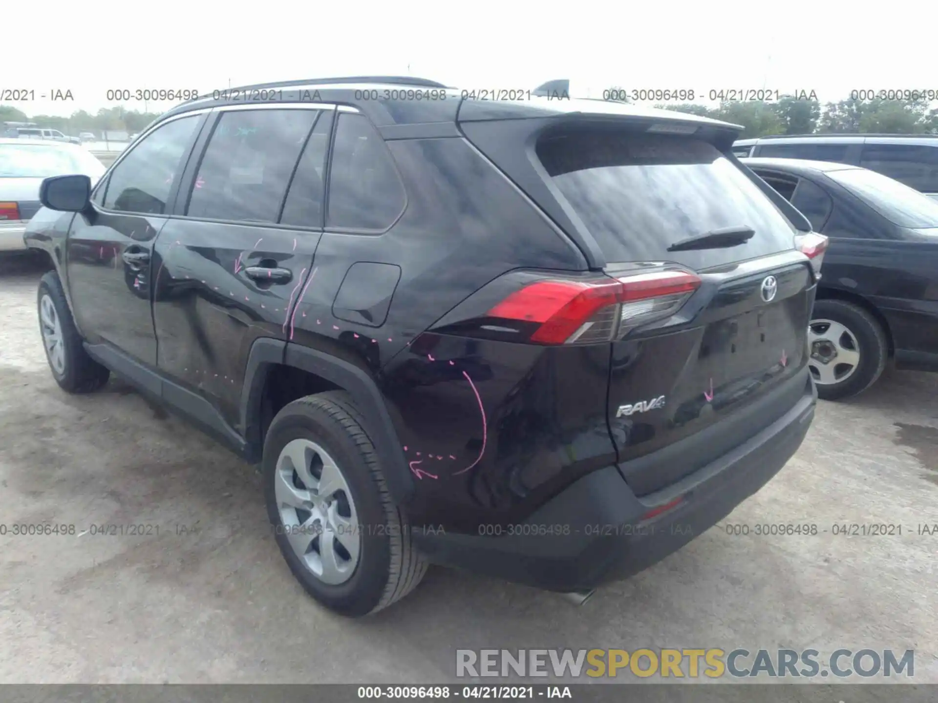 3 Фотография поврежденного автомобиля 2T3H1RFV3MC098211 TOYOTA RAV4 2021