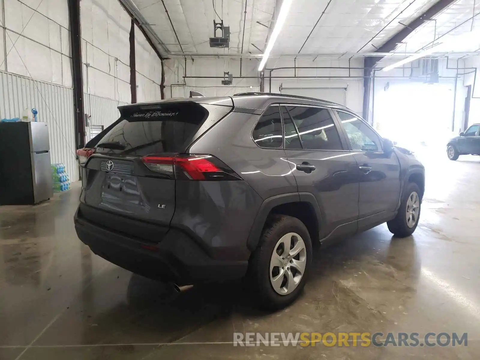 4 Photograph of a damaged car 2T3H1RFV3MC112172 TOYOTA RAV4 2021