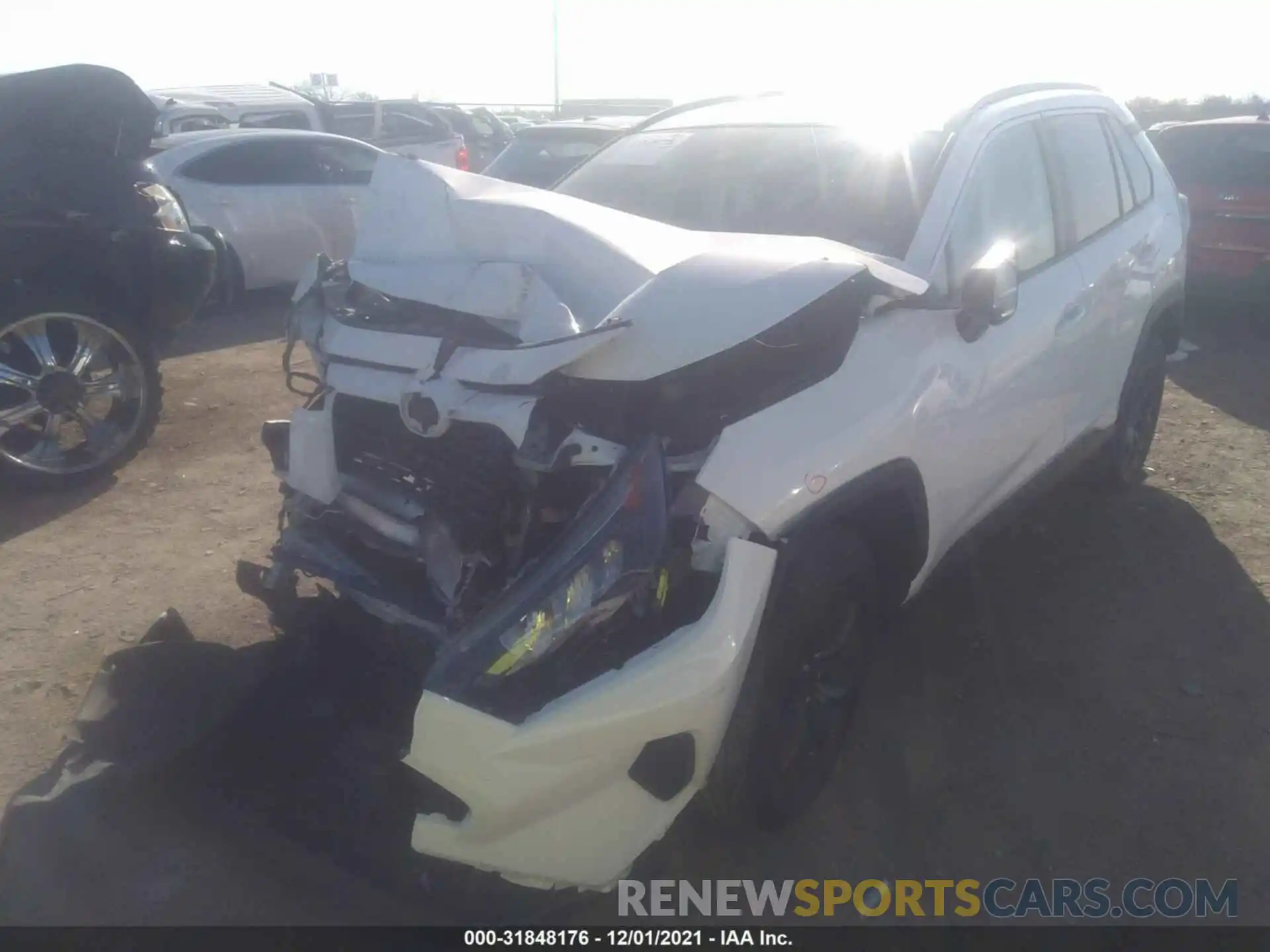 2 Photograph of a damaged car 2T3H1RFV3MC121552 TOYOTA RAV4 2021