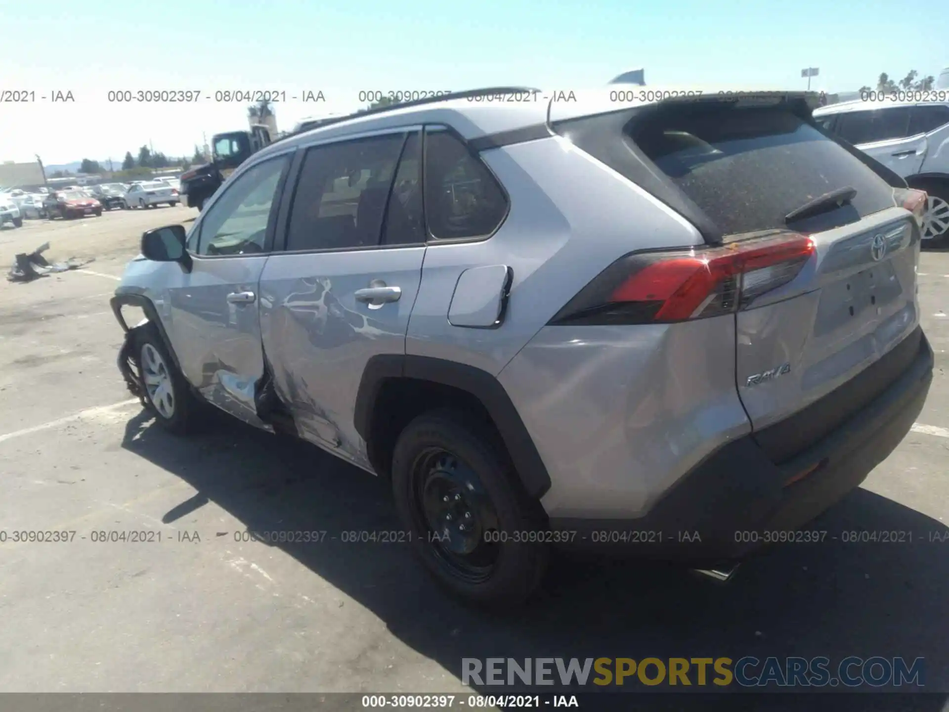 3 Photograph of a damaged car 2T3H1RFV3MC123253 TOYOTA RAV4 2021