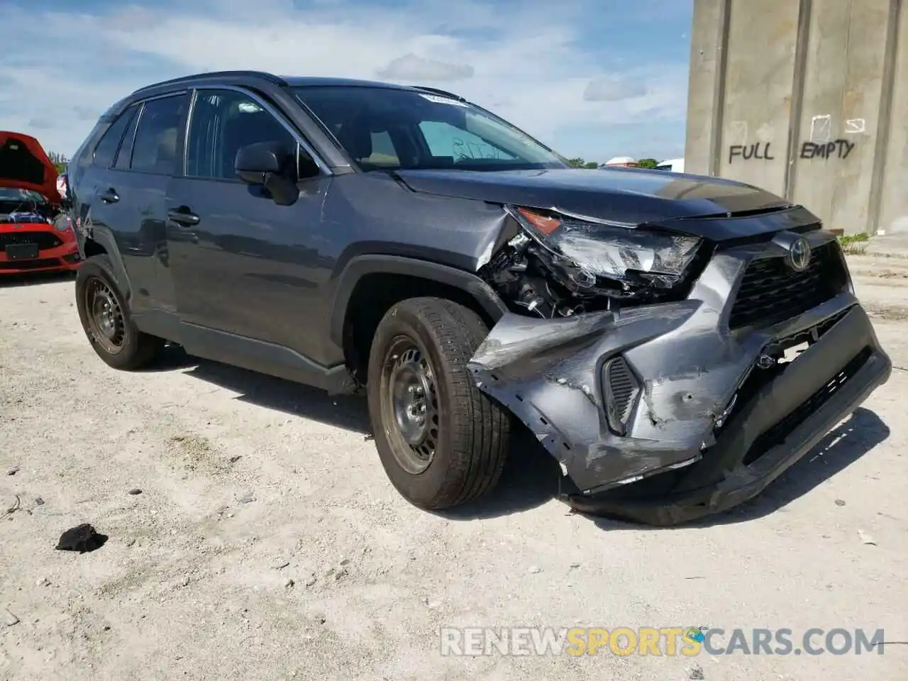 1 Photograph of a damaged car 2T3H1RFV3MC126220 TOYOTA RAV4 2021