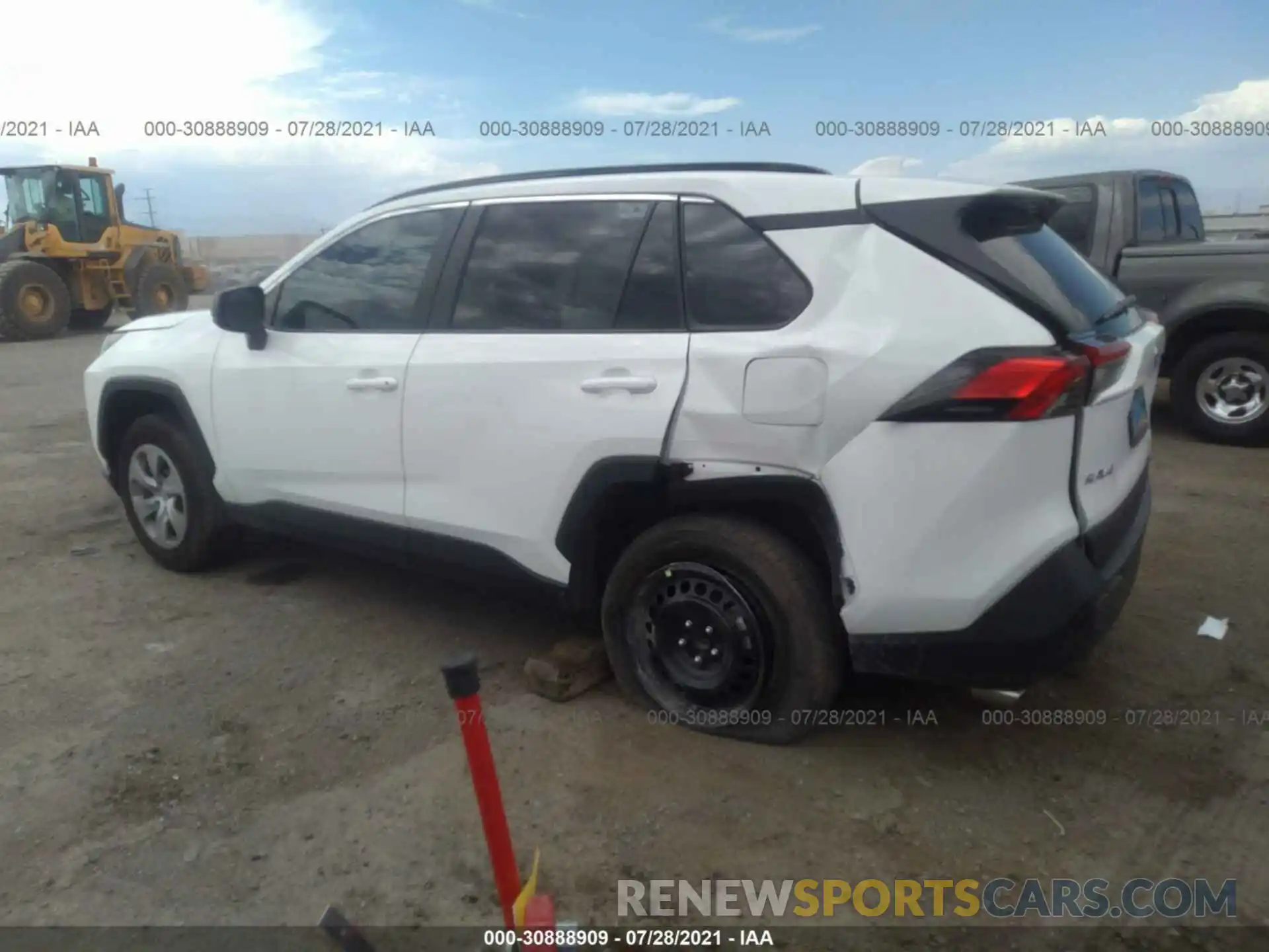 3 Фотография поврежденного автомобиля 2T3H1RFV3MC133281 TOYOTA RAV4 2021