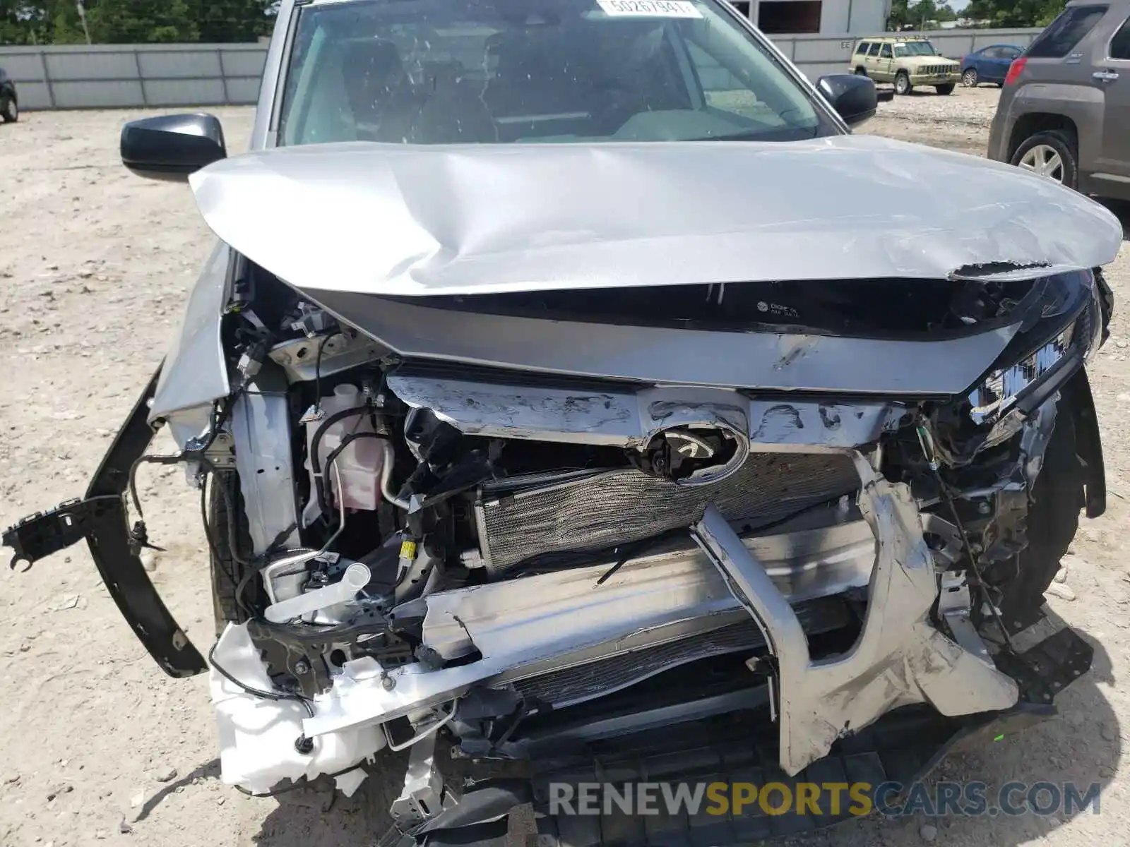 9 Photograph of a damaged car 2T3H1RFV3MC136939 TOYOTA RAV4 2021