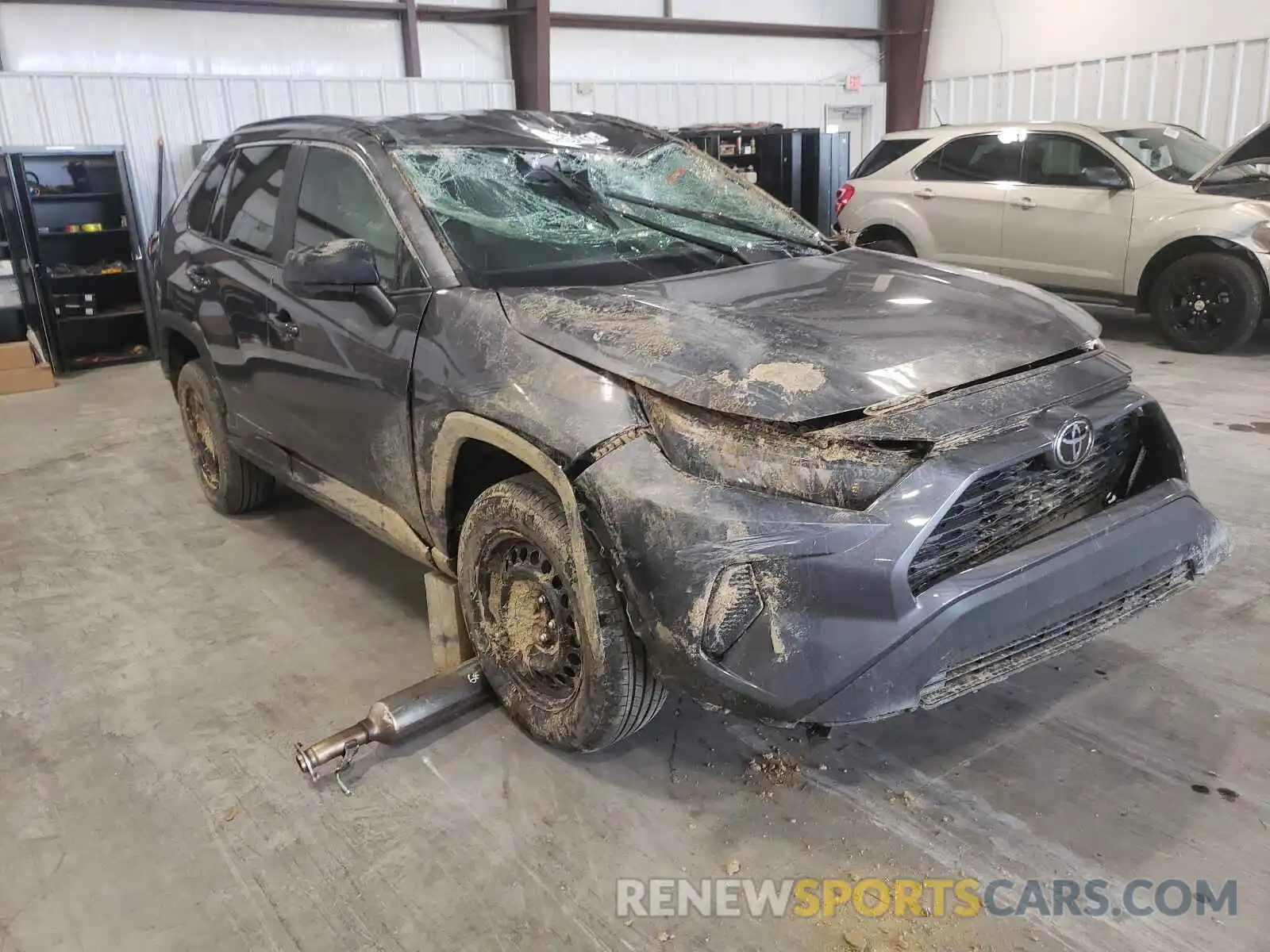 1 Photograph of a damaged car 2T3H1RFV3MC147391 TOYOTA RAV4 2021