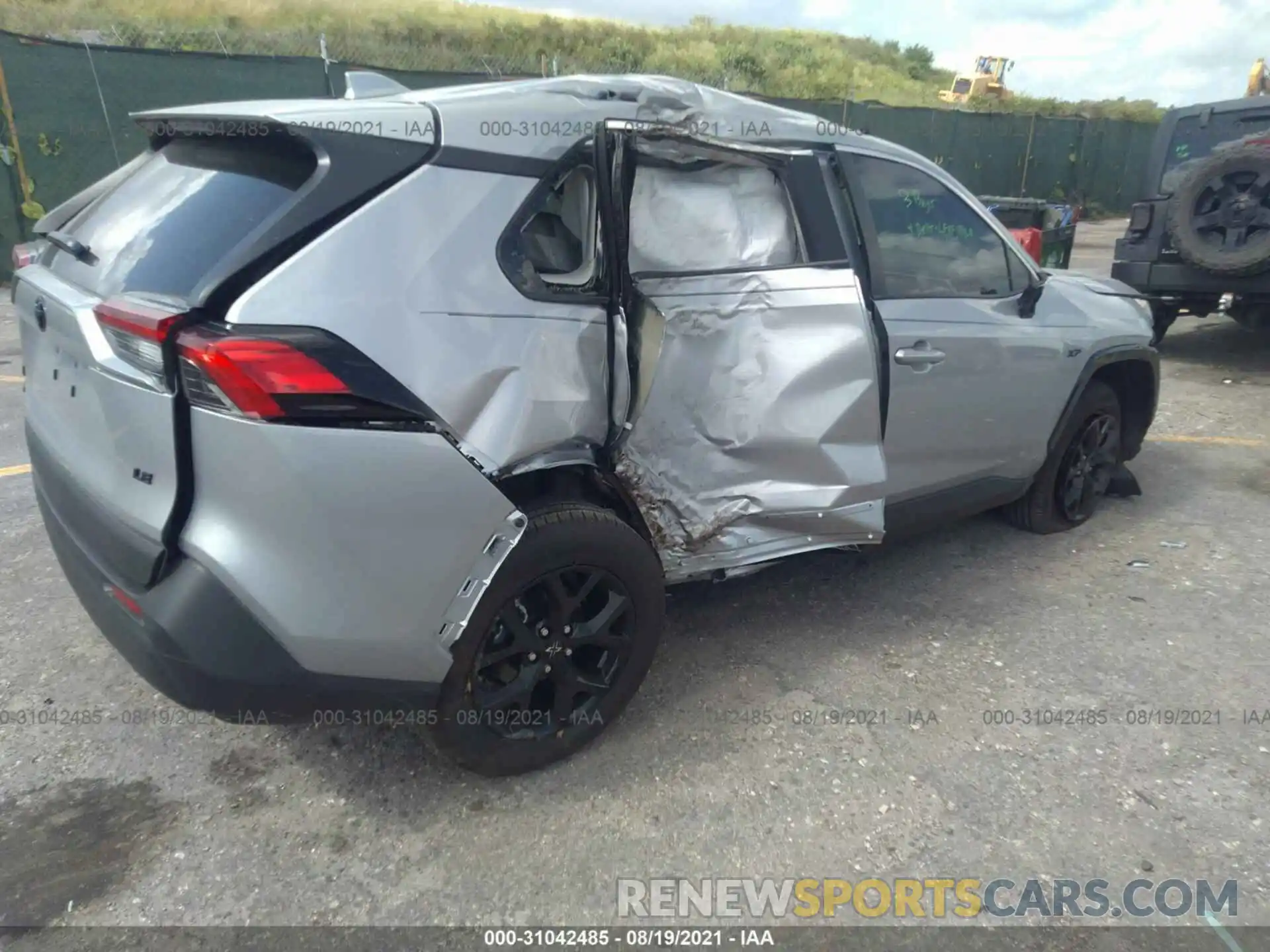 6 Photograph of a damaged car 2T3H1RFV3MC147830 TOYOTA RAV4 2021