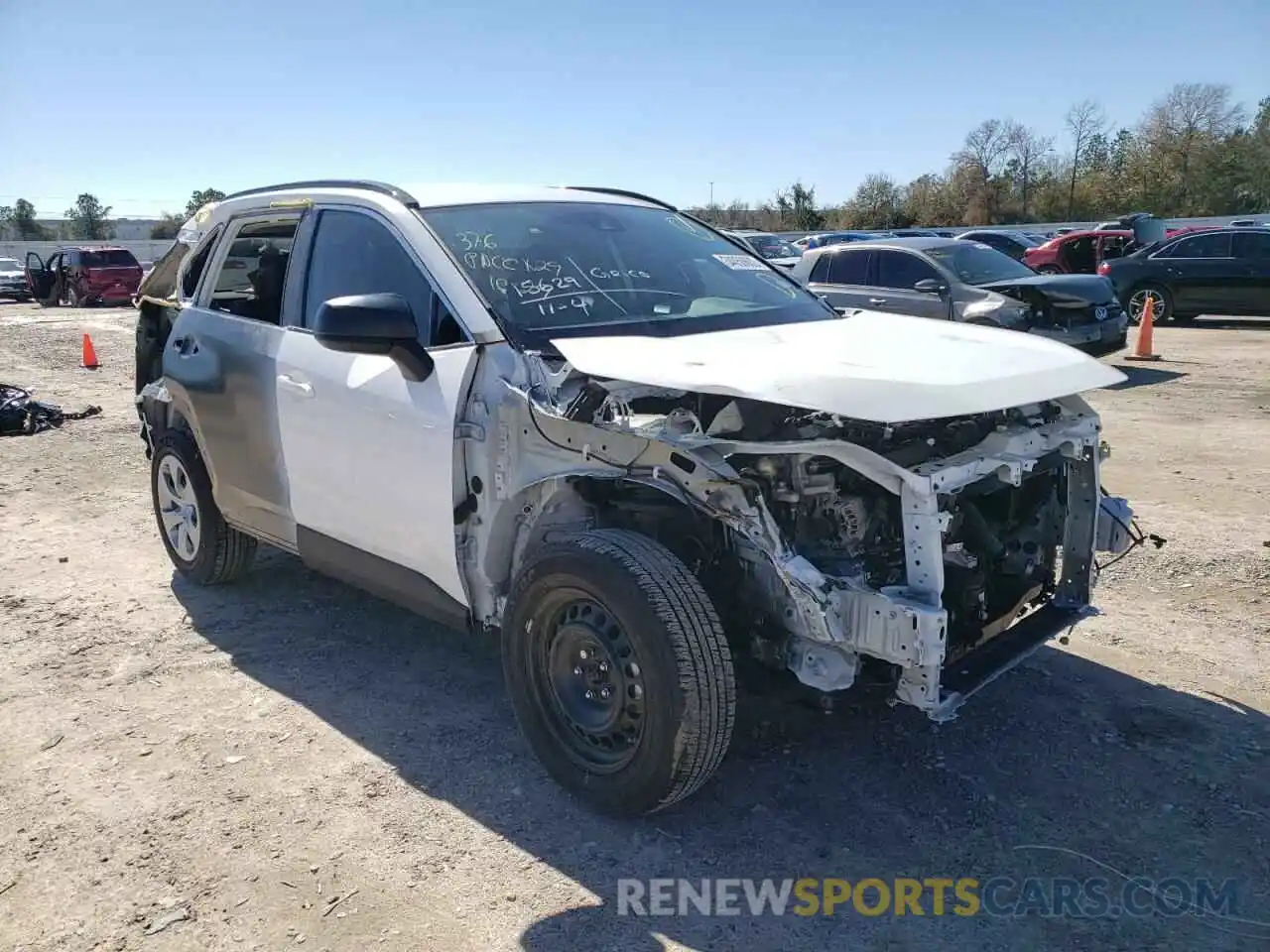 1 Photograph of a damaged car 2T3H1RFV3MC154650 TOYOTA RAV4 2021