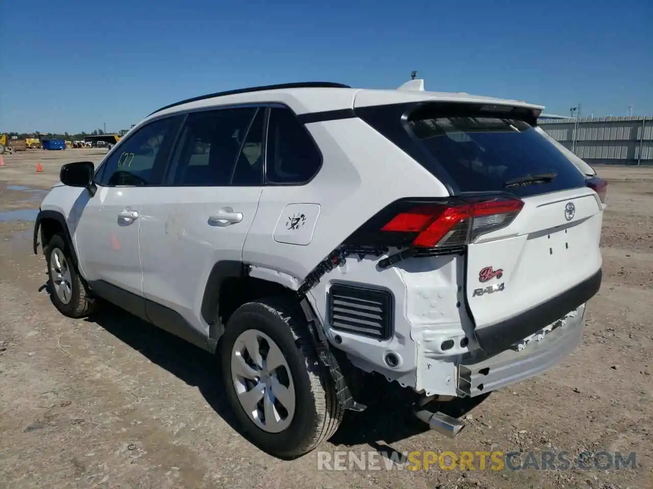 3 Photograph of a damaged car 2T3H1RFV3MC154650 TOYOTA RAV4 2021