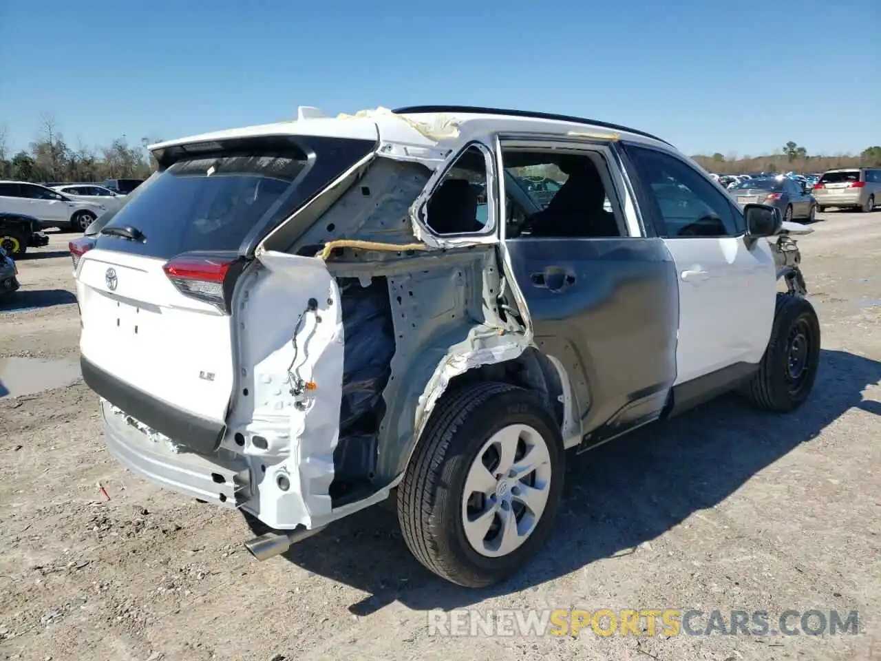 4 Photograph of a damaged car 2T3H1RFV3MC154650 TOYOTA RAV4 2021