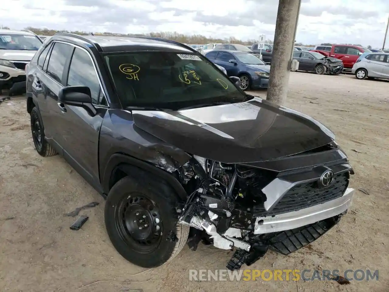 1 Photograph of a damaged car 2T3H1RFV3MC160612 TOYOTA RAV4 2021