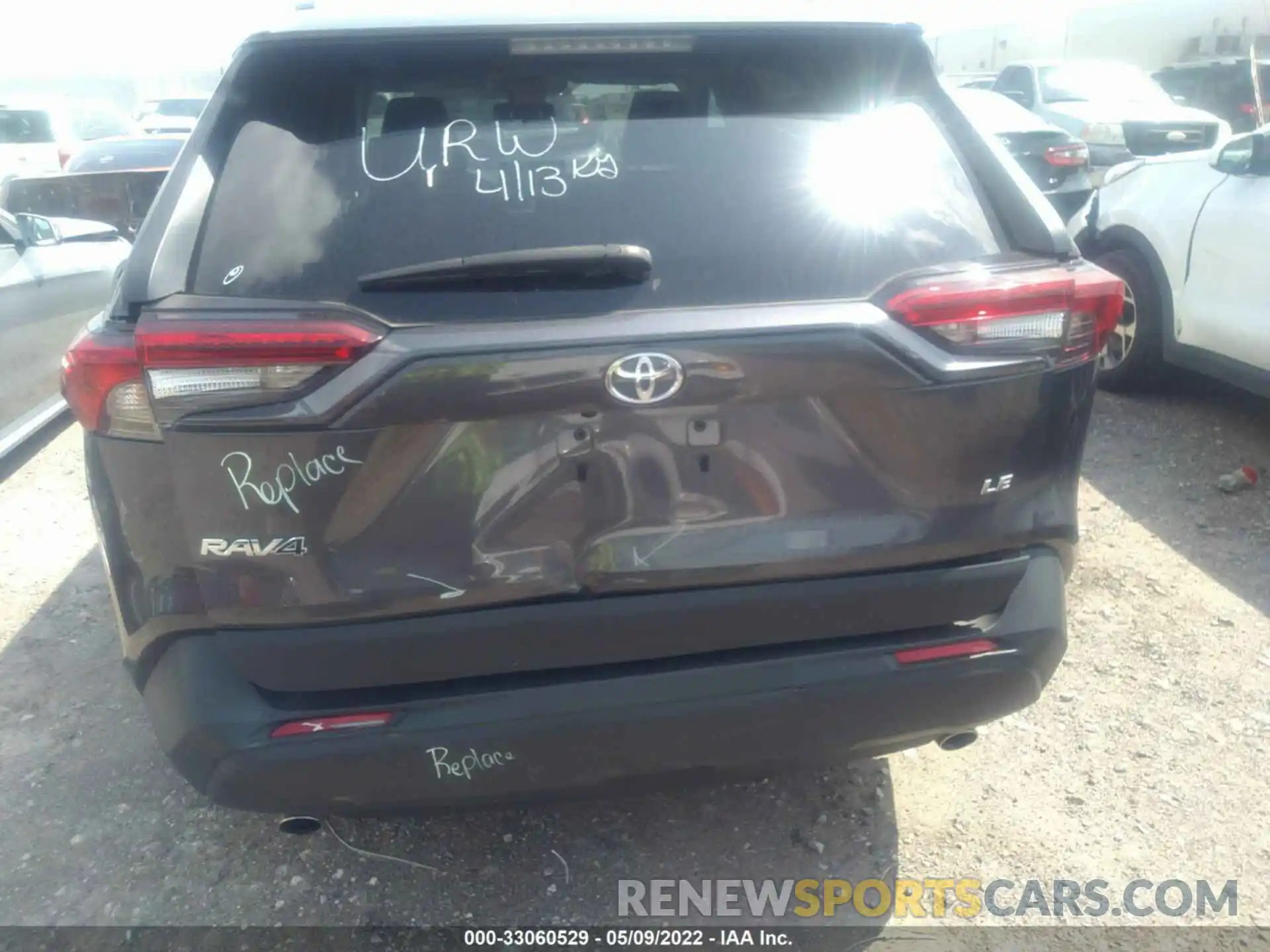 6 Photograph of a damaged car 2T3H1RFV3MW136308 TOYOTA RAV4 2021