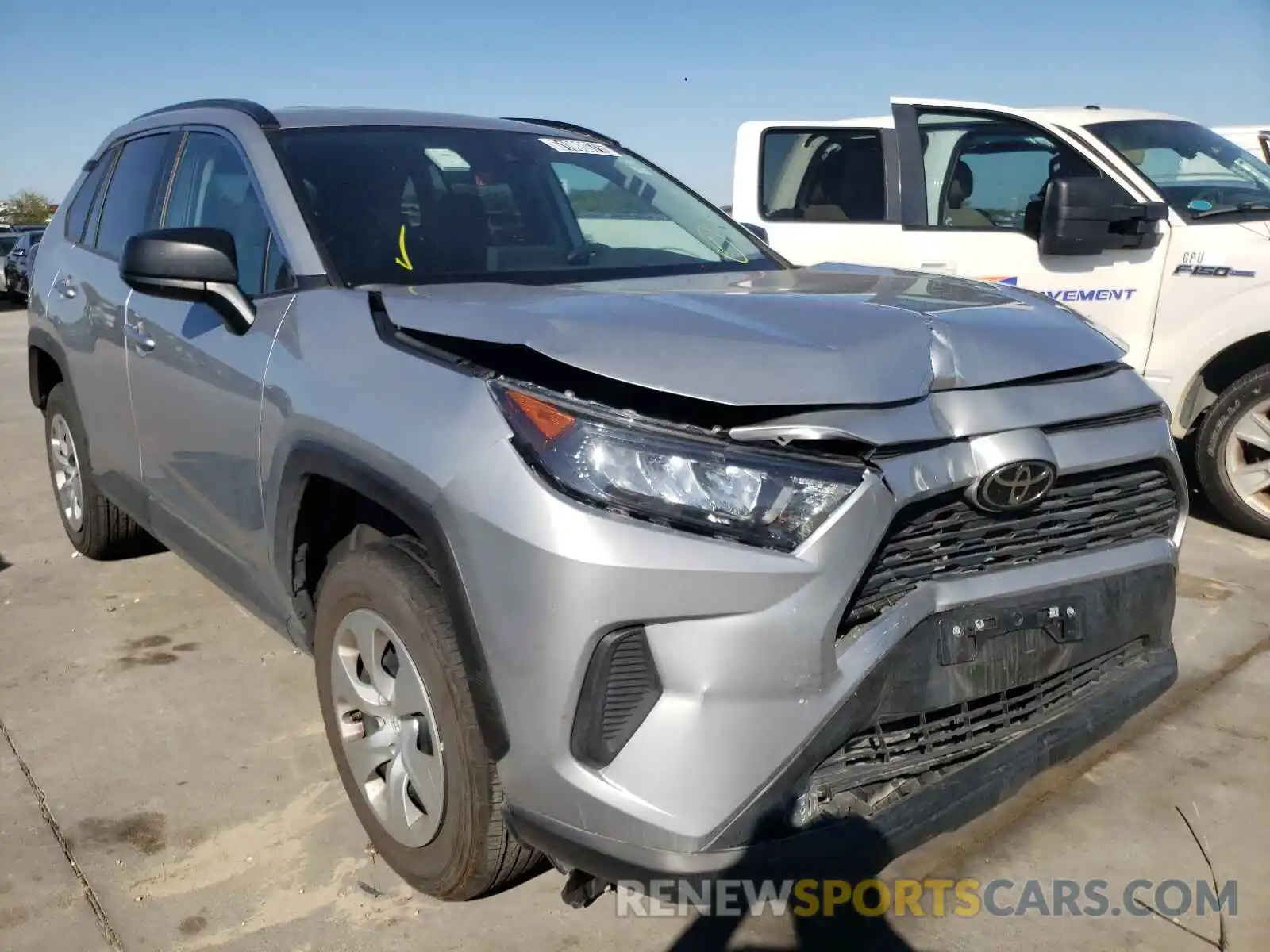 1 Photograph of a damaged car 2T3H1RFV3MW144165 TOYOTA RAV4 2021