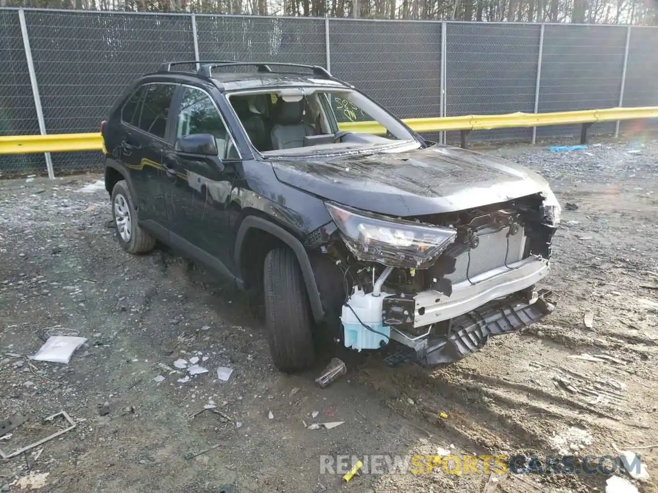 1 Photograph of a damaged car 2T3H1RFV3MW148751 TOYOTA RAV4 2021