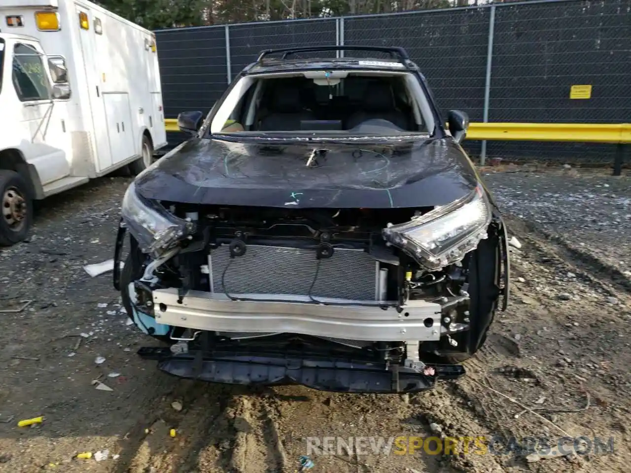 9 Photograph of a damaged car 2T3H1RFV3MW148751 TOYOTA RAV4 2021