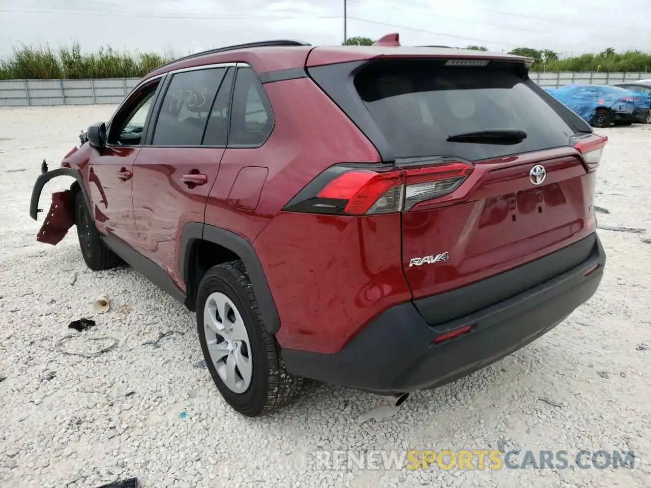 3 Photograph of a damaged car 2T3H1RFV3MW156798 TOYOTA RAV4 2021