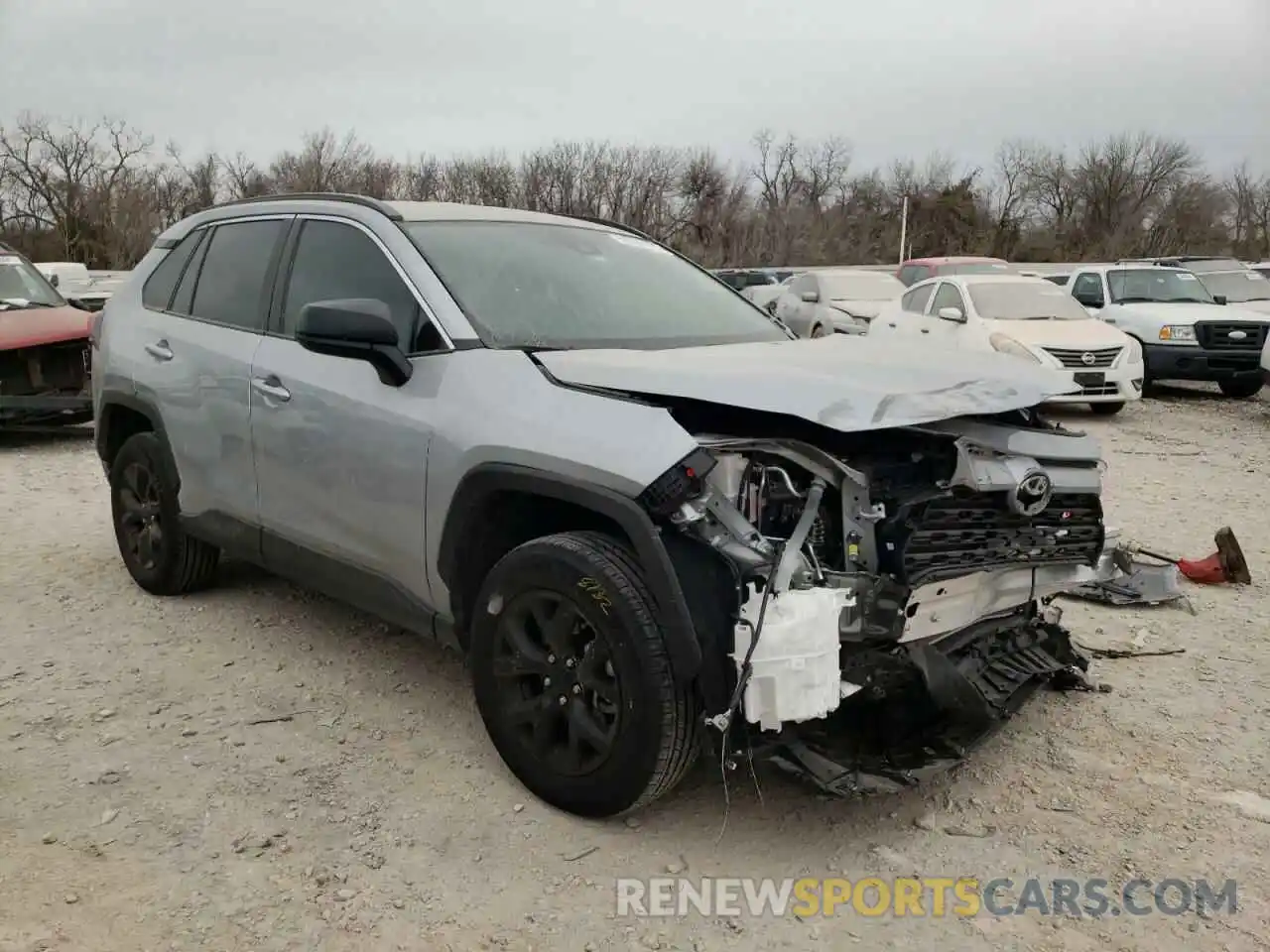 1 Photograph of a damaged car 2T3H1RFV3MW161290 TOYOTA RAV4 2021