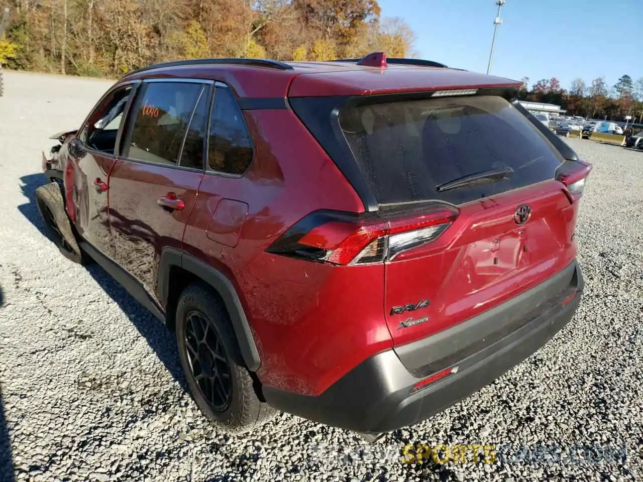 3 Photograph of a damaged car 2T3H1RFV3MW161354 TOYOTA RAV4 2021