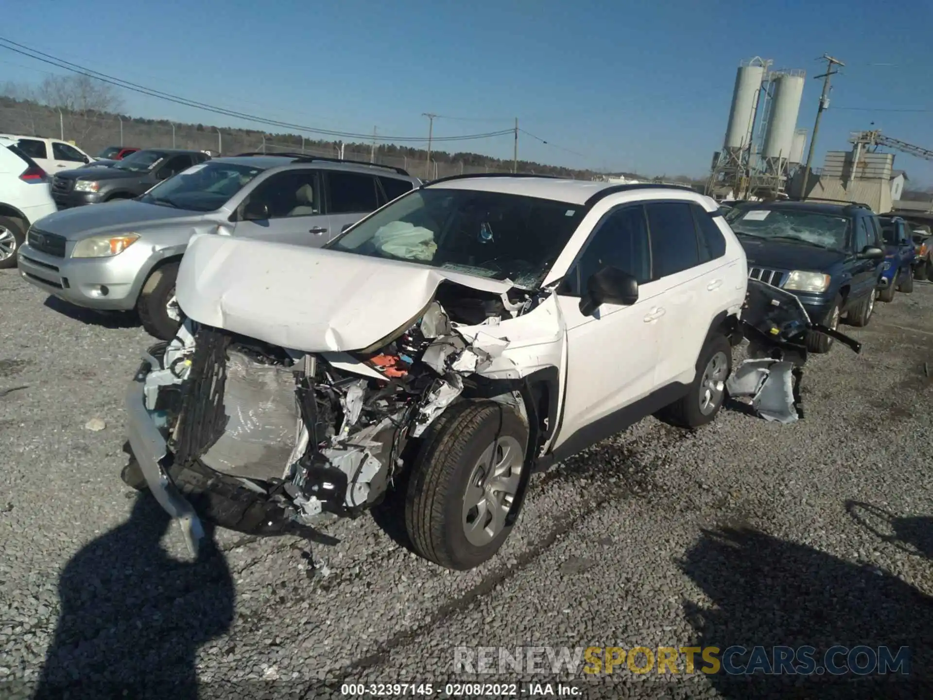 2 Photograph of a damaged car 2T3H1RFV4MC101519 TOYOTA RAV4 2021